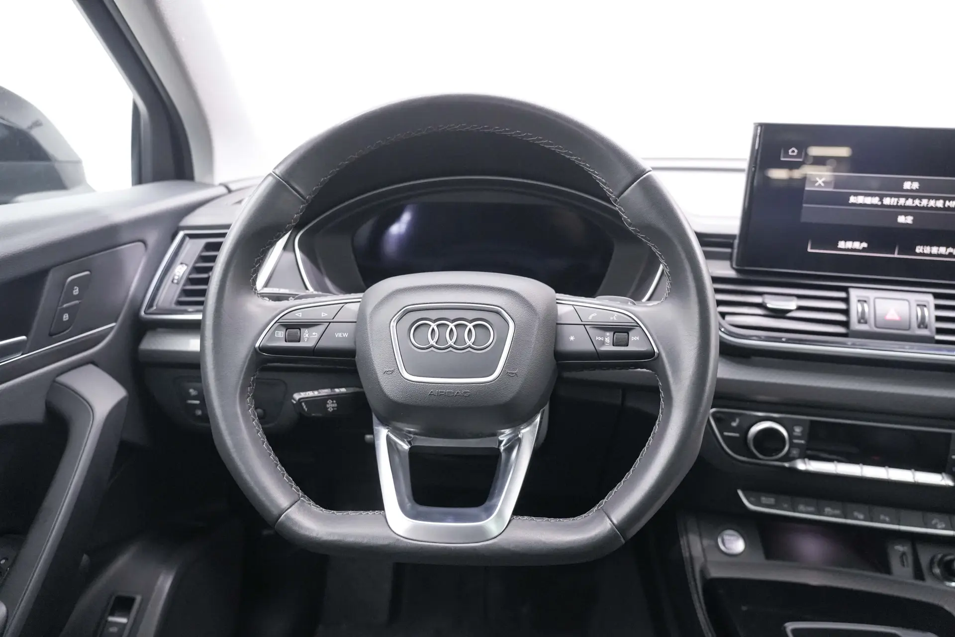 Audi Q5L 40, 2022 18