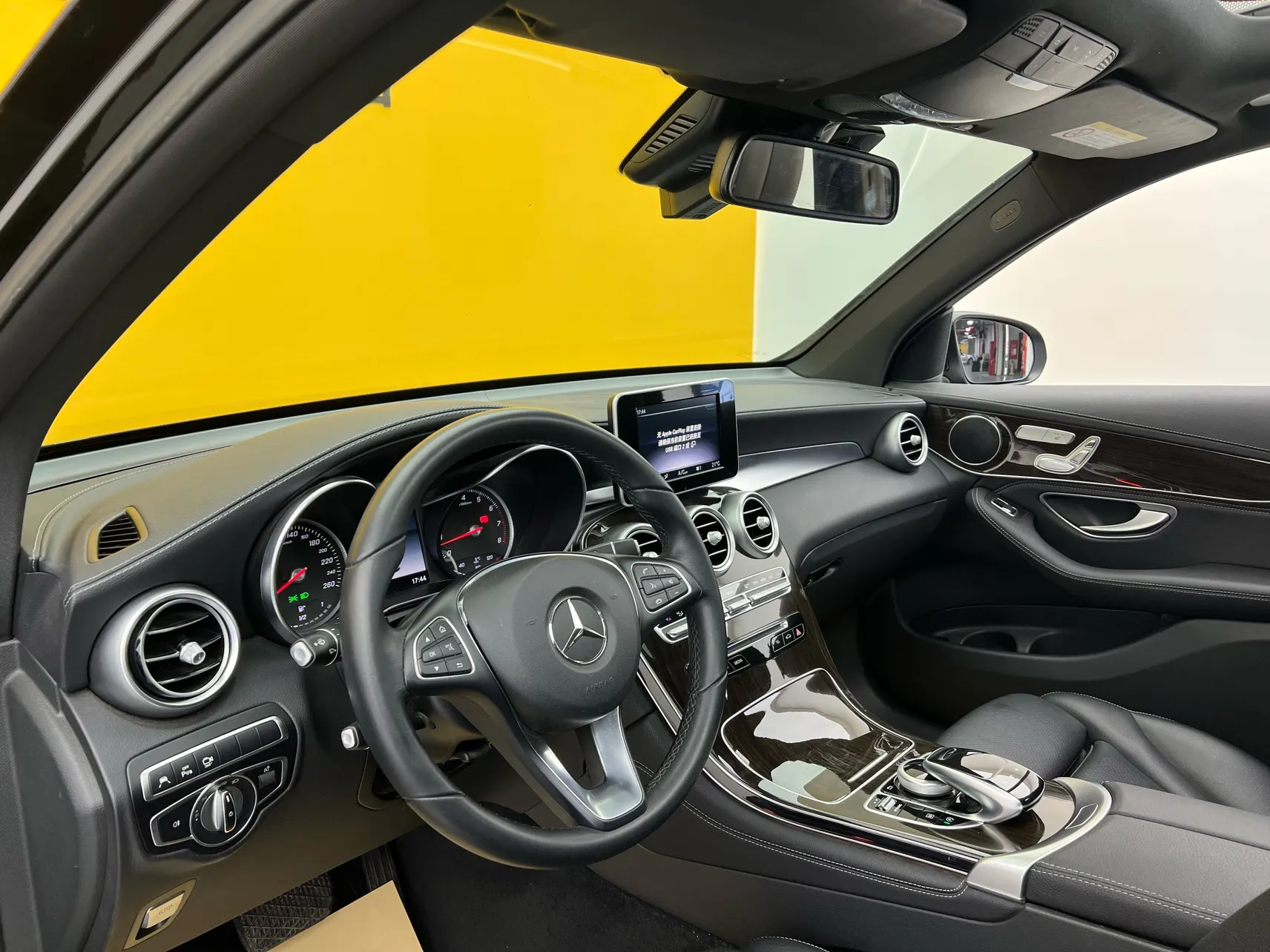 Mercedes-Benz GLC 260 L, 2019 27