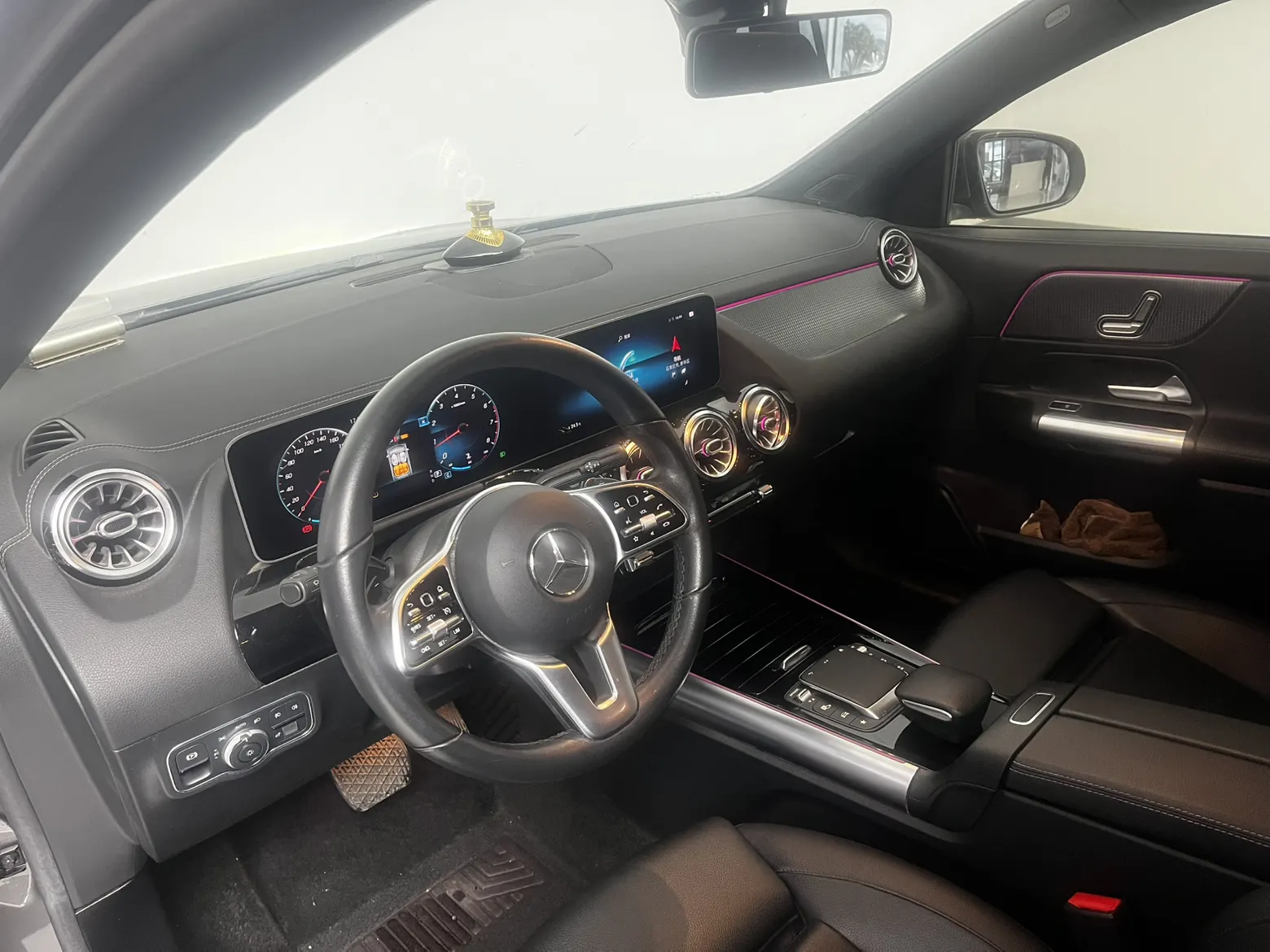 Mercedes-Benz GLA 200, 2021 16