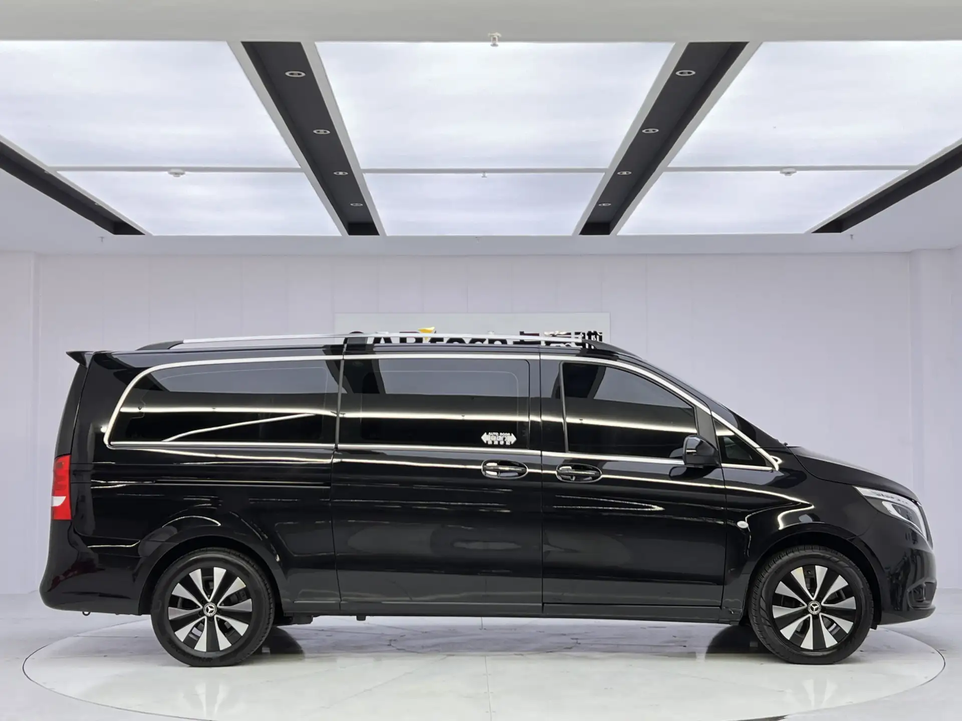 Mercedes-Benz Vito, 2023 4