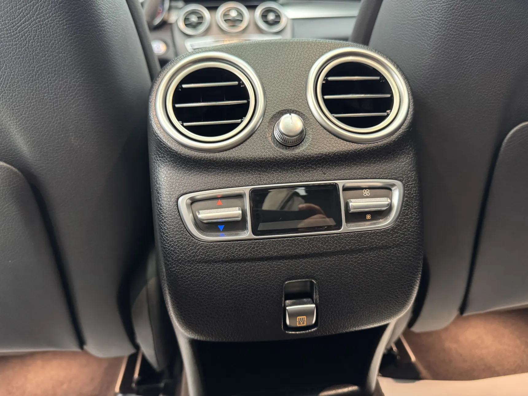 Mercedes-Benz GLC 300 L, 2021 18