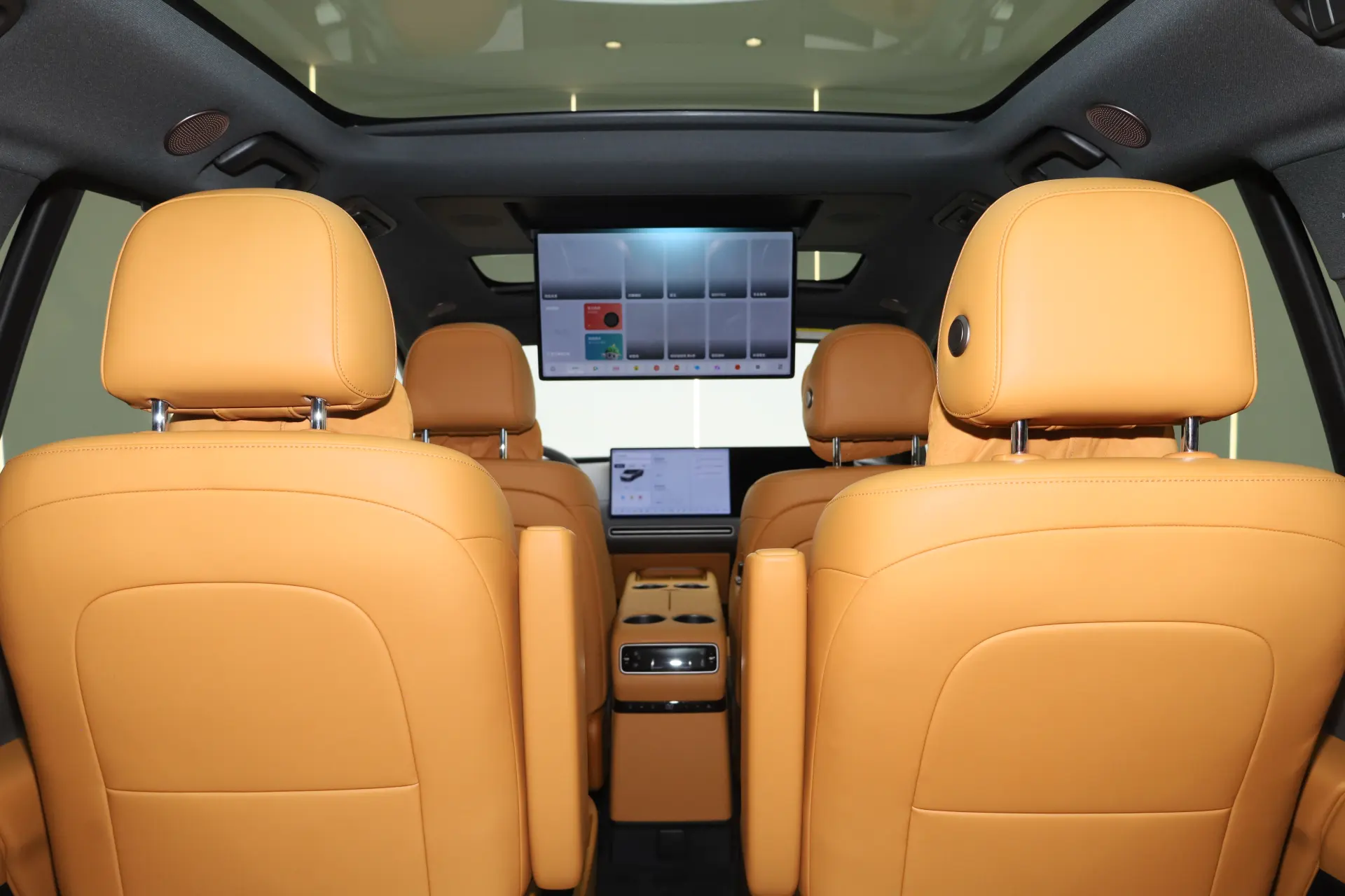 Li Auto i8, 2025 2