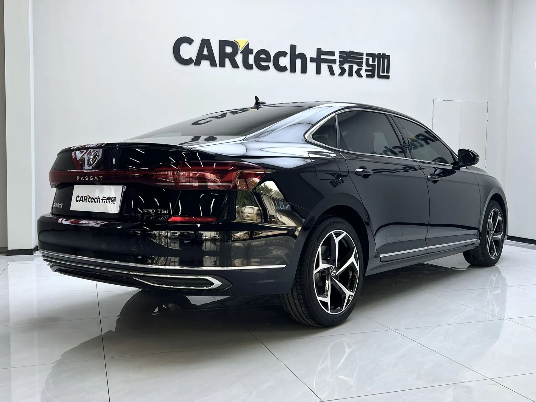 Volkswagen Passat, 2024 все фото