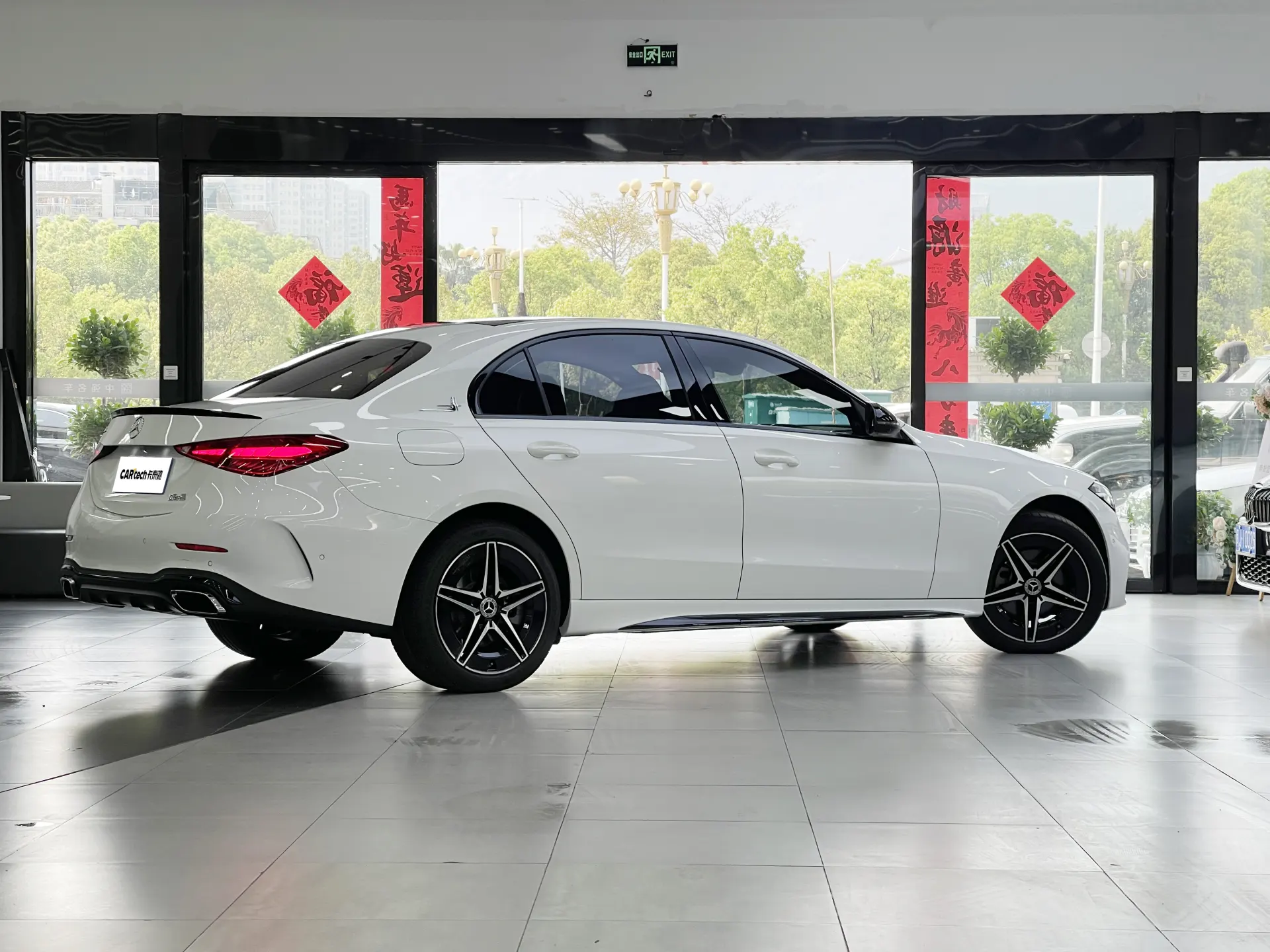 Mercedes-Benz C 260 L, 2025 4