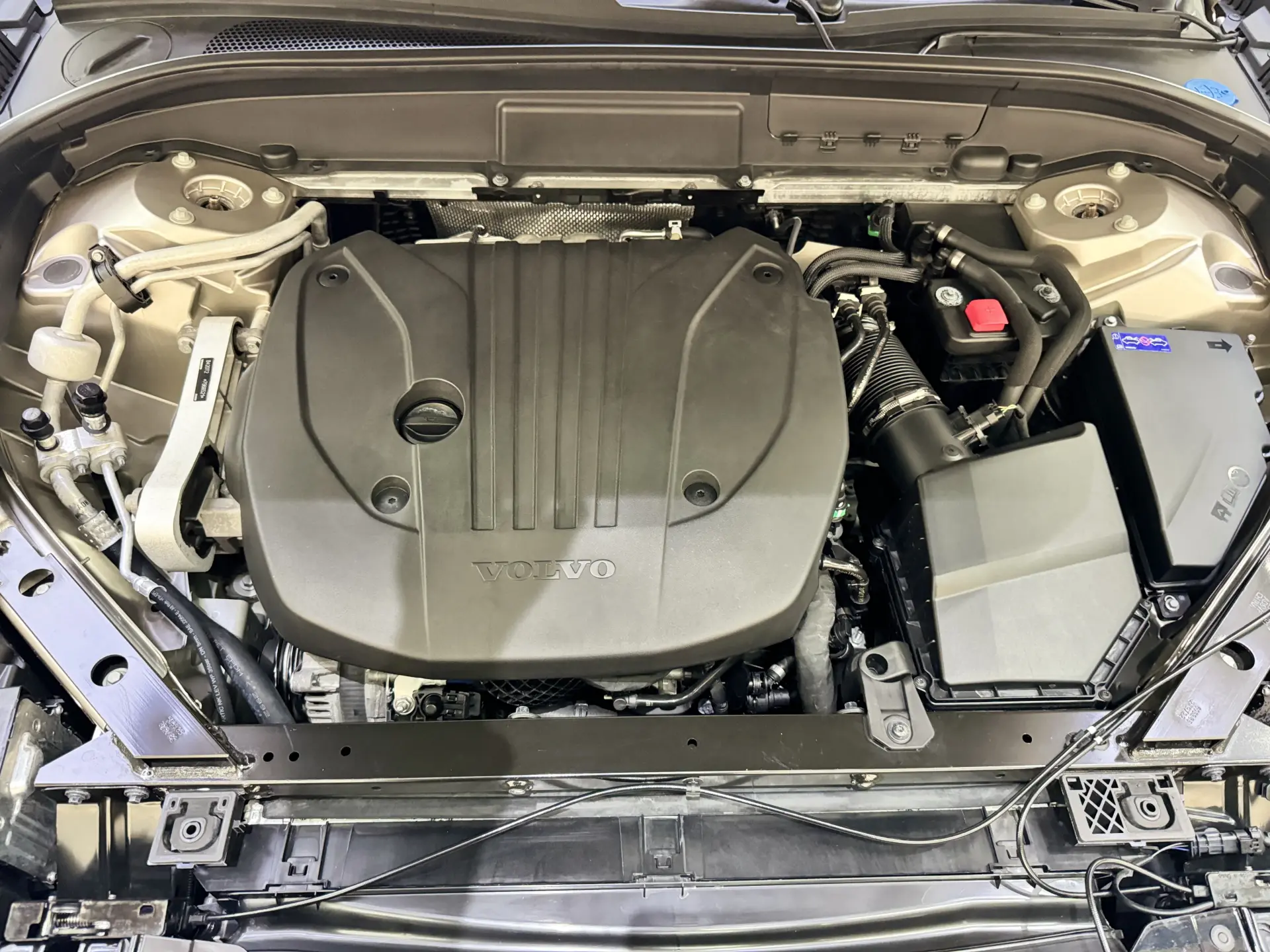 Volvo XC60, 2023 12