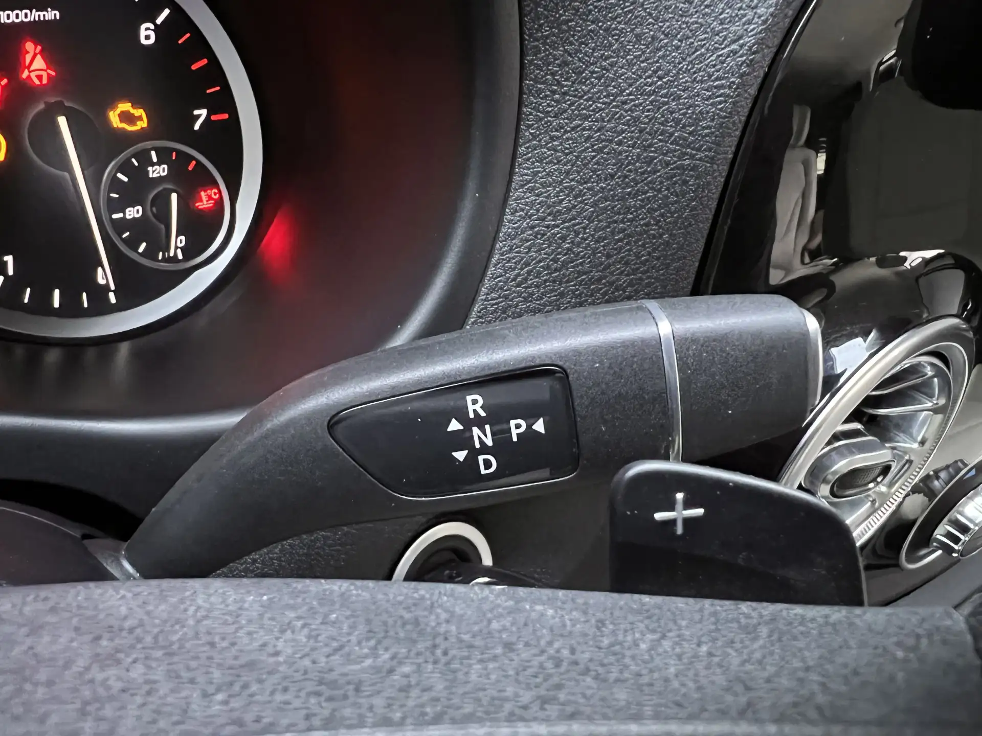 Mercedes-Benz Vito, 2023 21