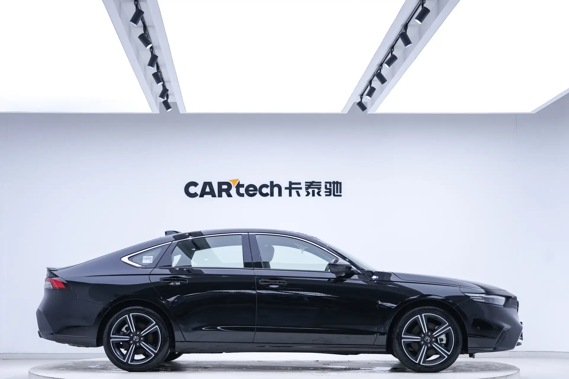 Honda Inspire, 2025 4