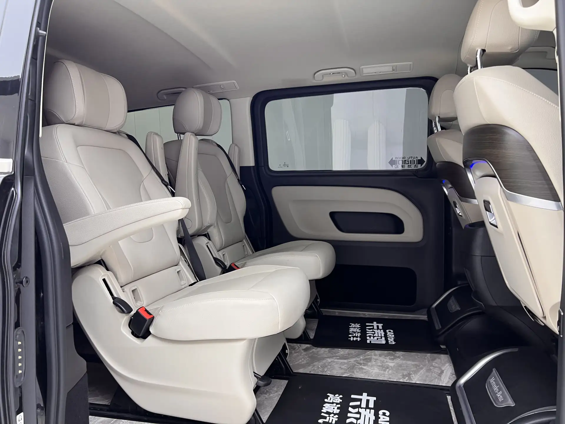 Mercedes-Benz Vito, 2023 25