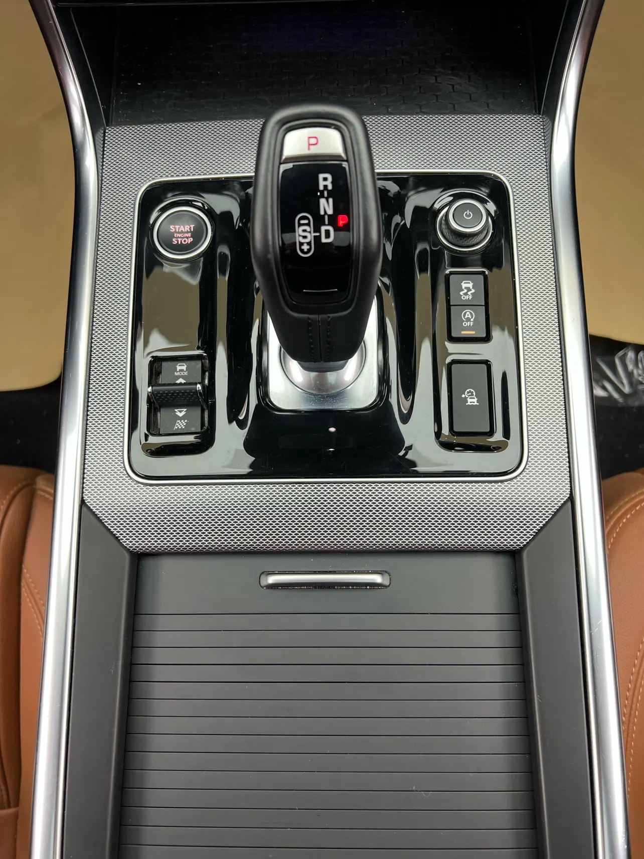 Jaguar XEL, 2022 21