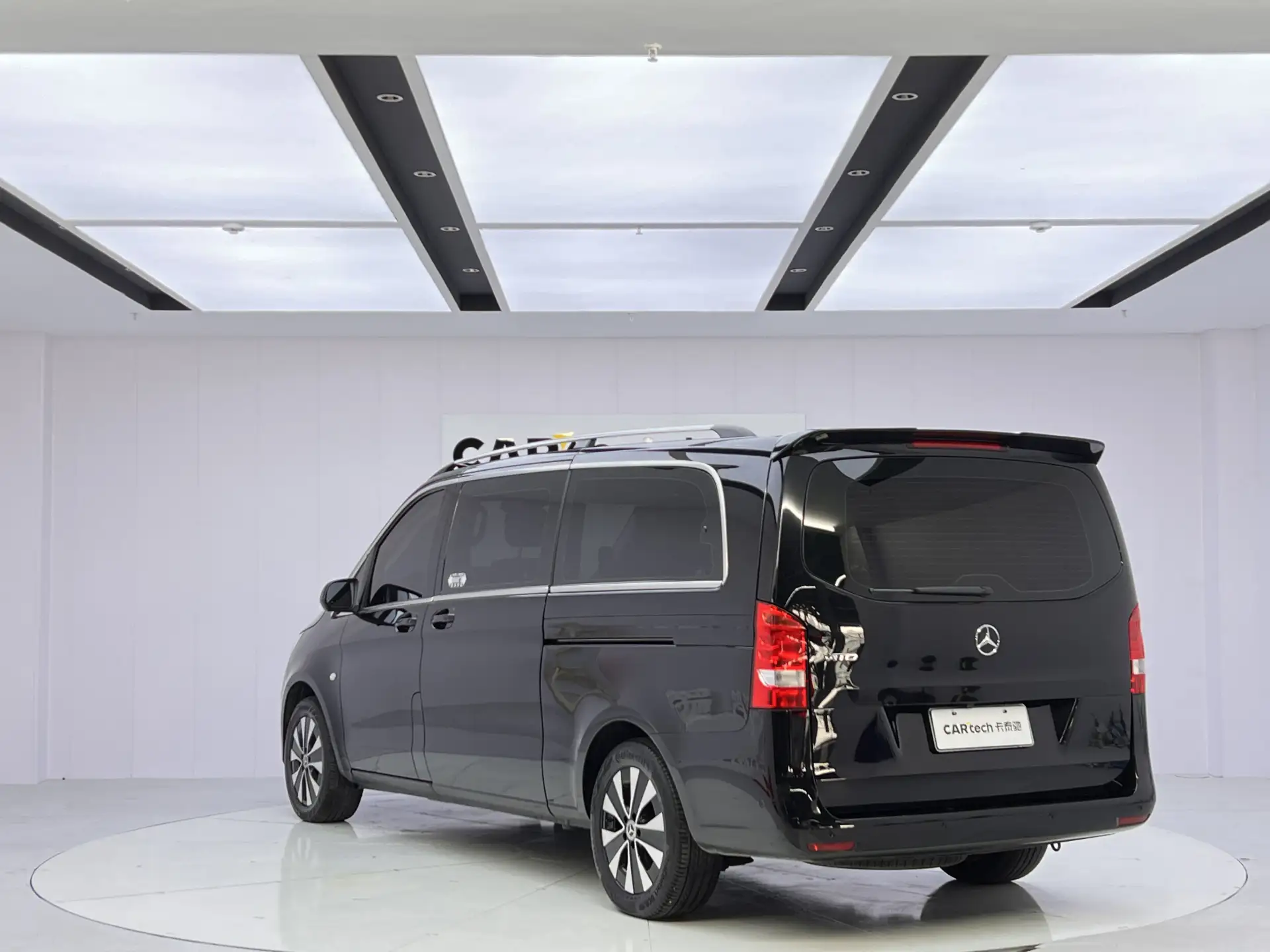 Mercedes-Benz Vito, 2023 7