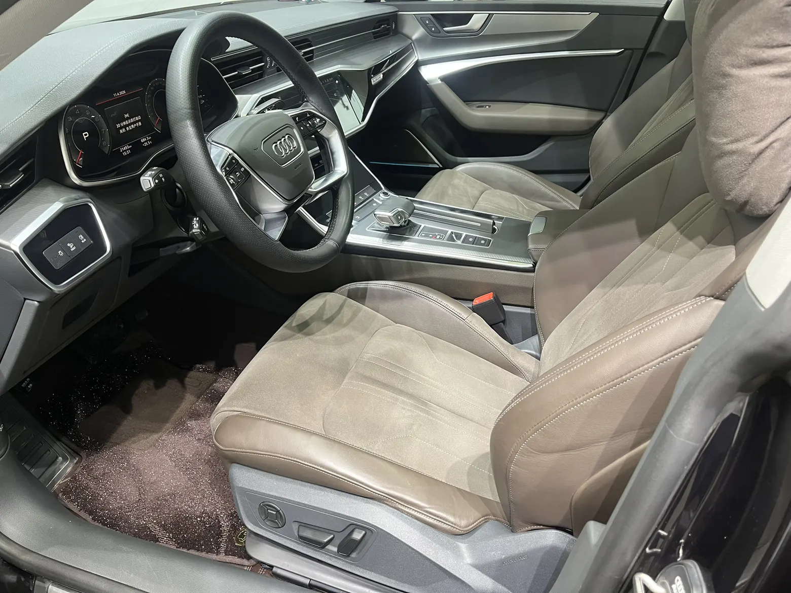 Audi A7L 45 TFSI, 2024 13