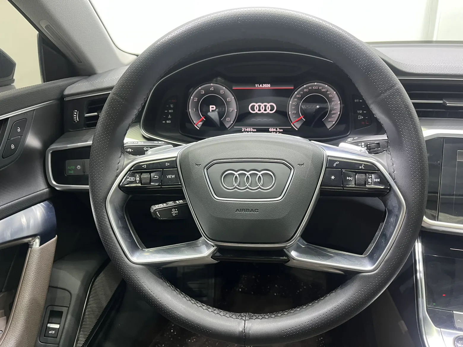 Audi A7L 45 TFSI, 2024 11