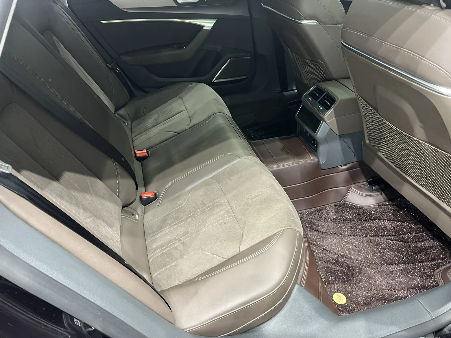 Audi A7L 45 TFSI, 2024 15
