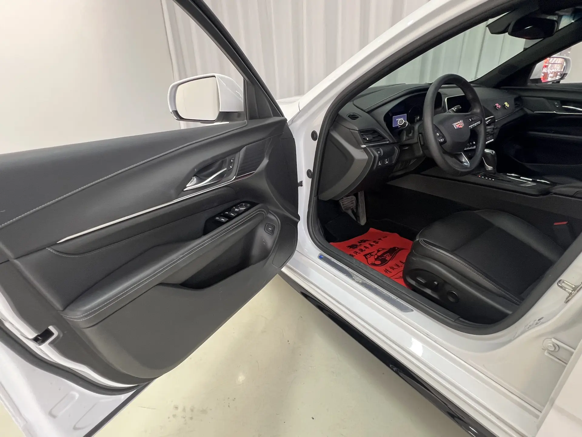 Cadillac CT4, 2021 23