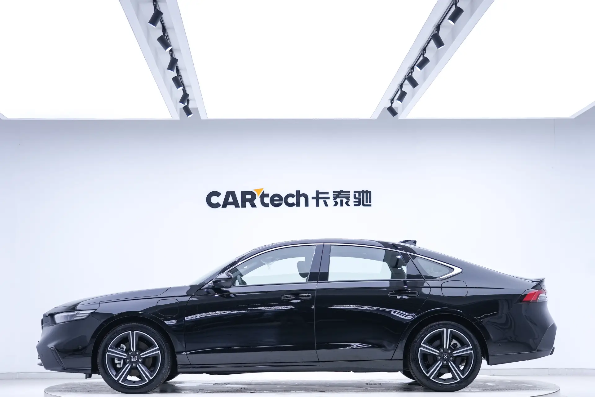 Honda Inspire, 2025 8