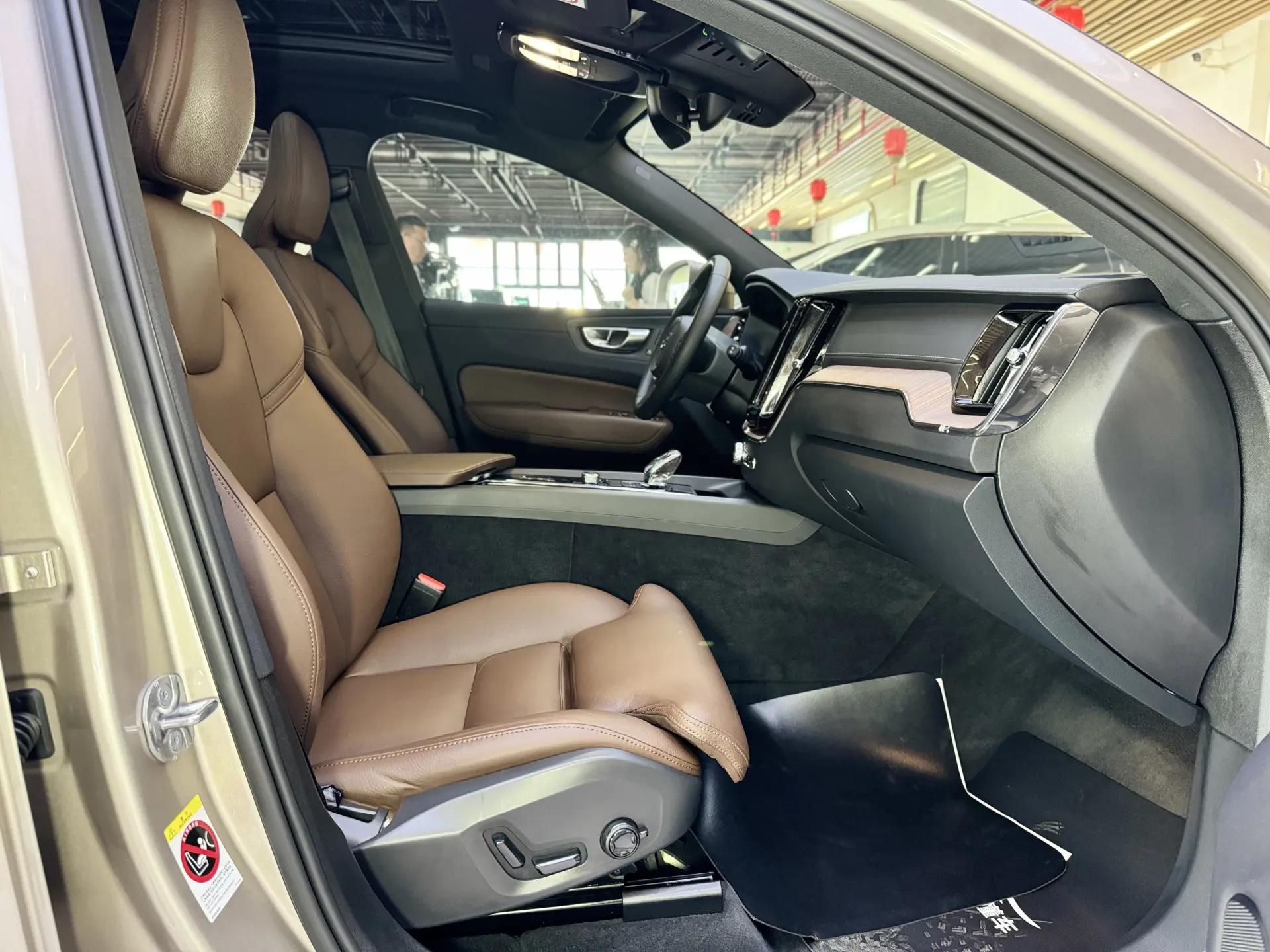 Volvo XC60, 2023 18