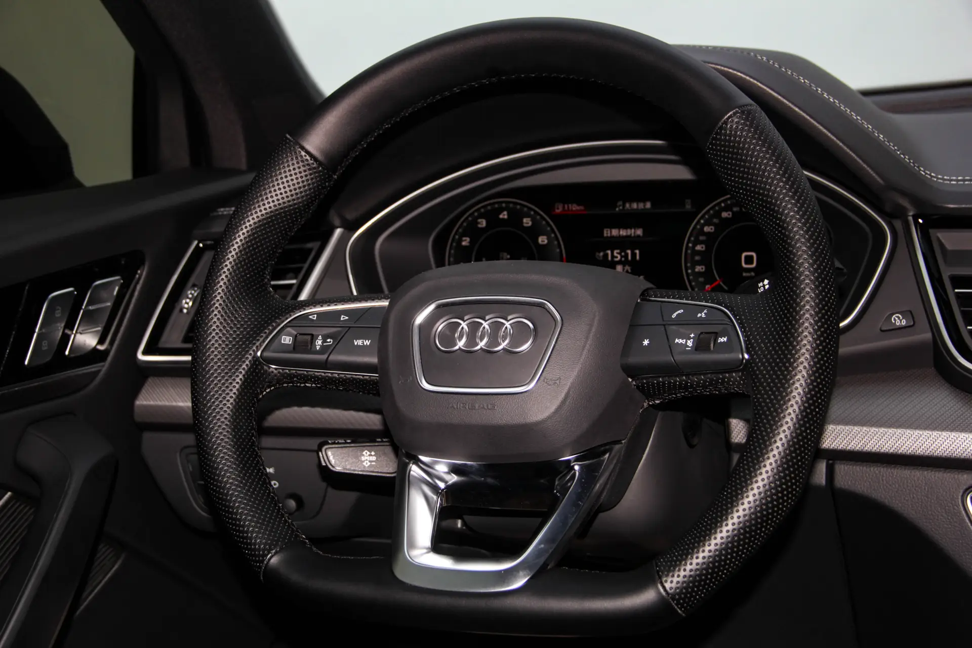 Audi Q5L 45 TFSI, 2025 14