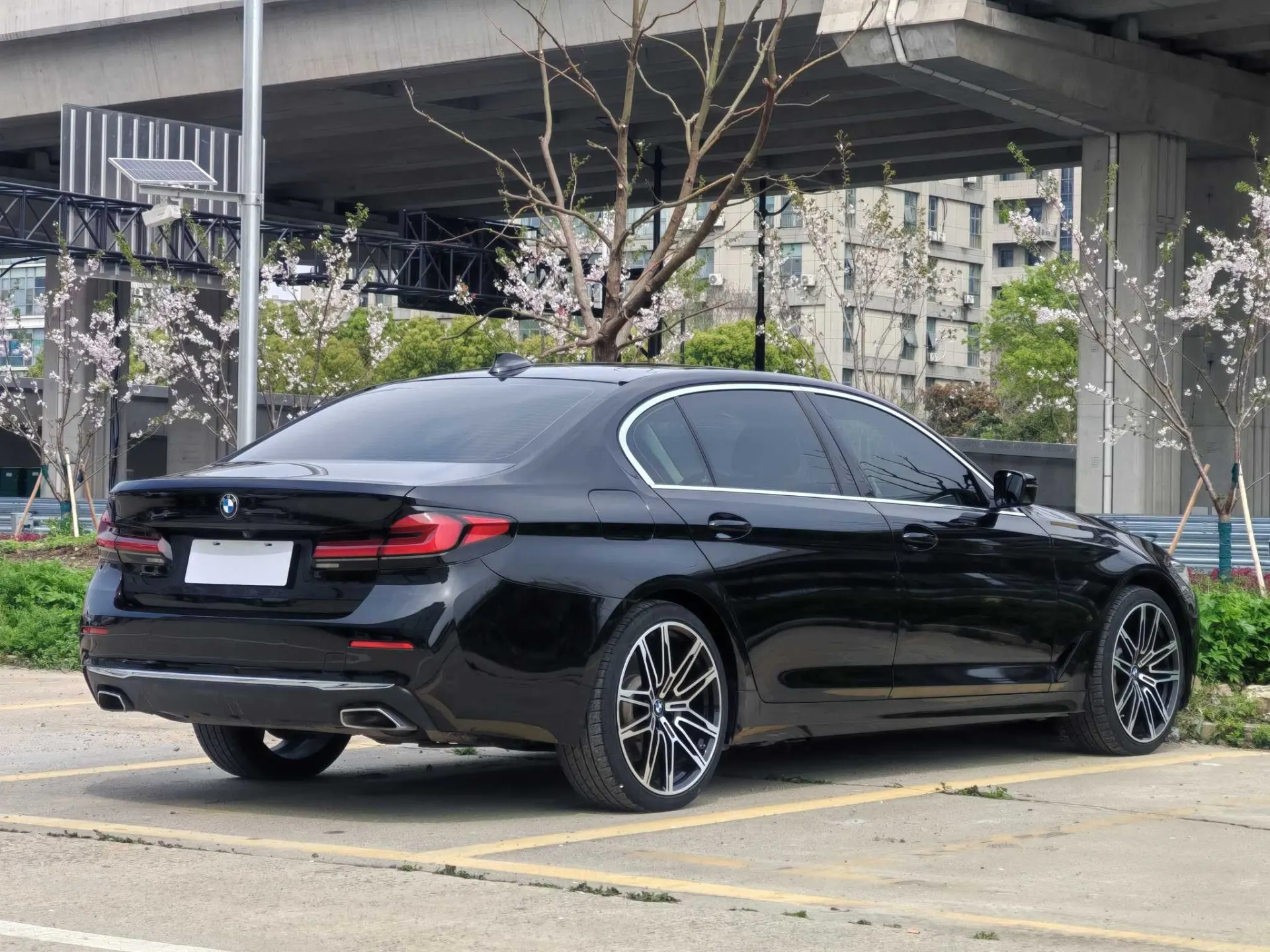 BMW 535Le, 2020 4
