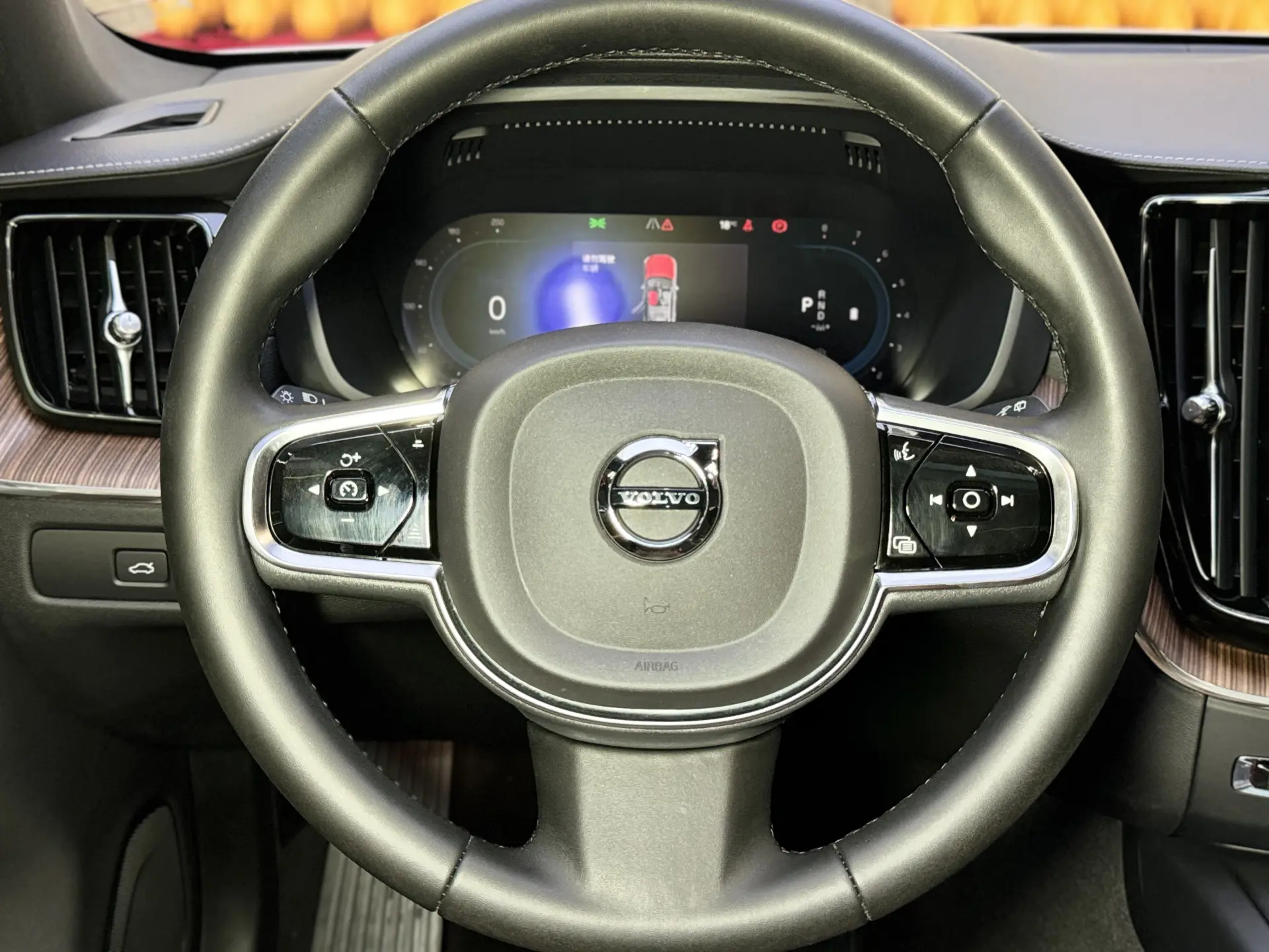 Volvo XC60, 2023 14