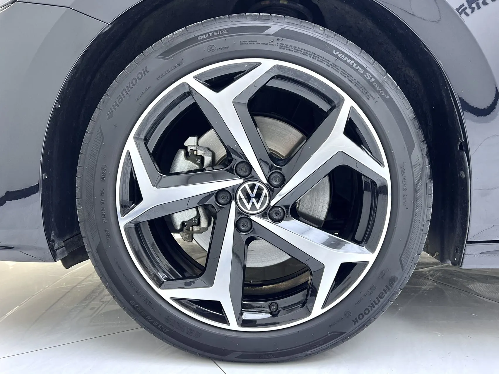Volkswagen Passat, 2024 11