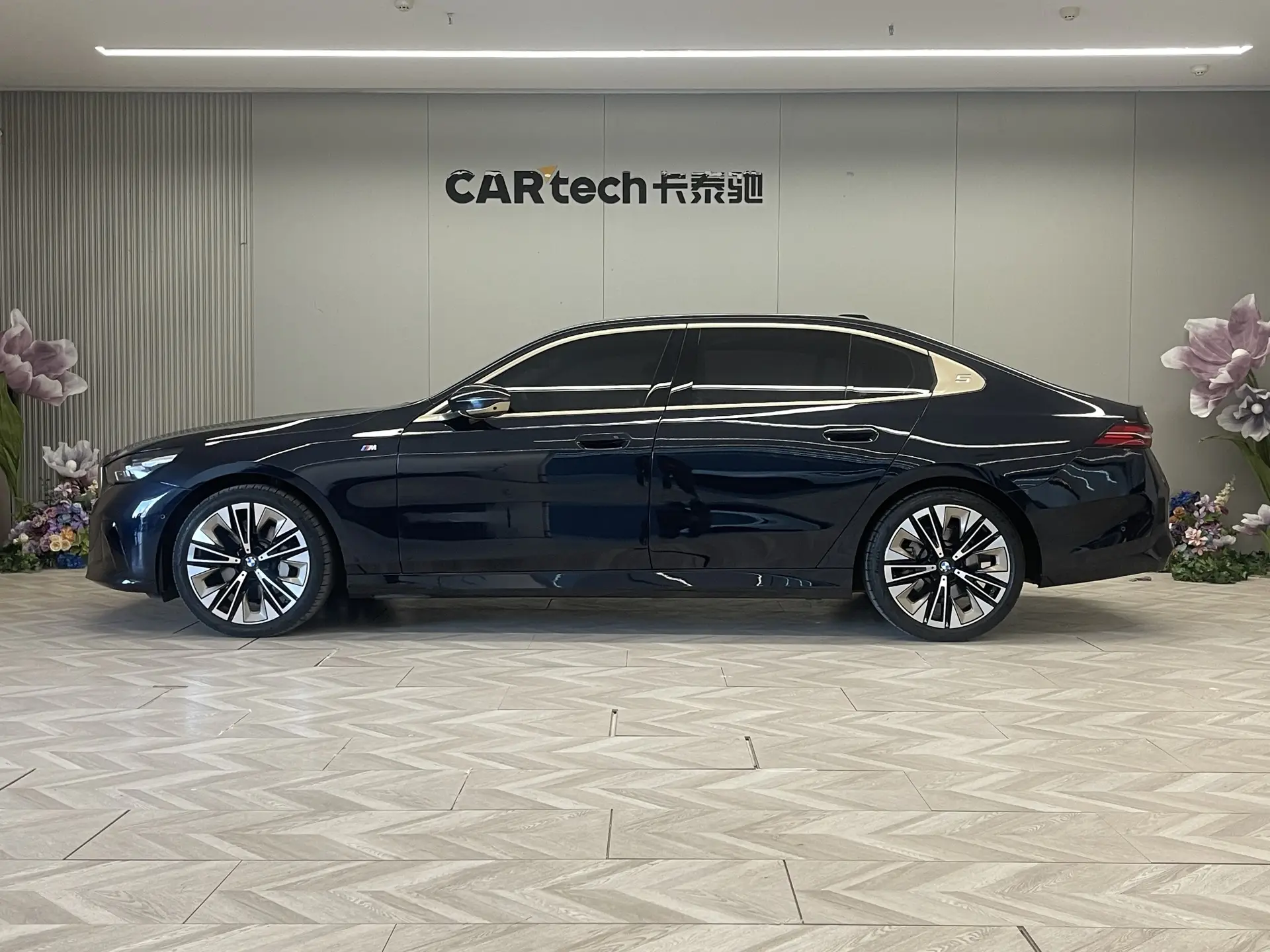 BMW 530Li, 2024 8