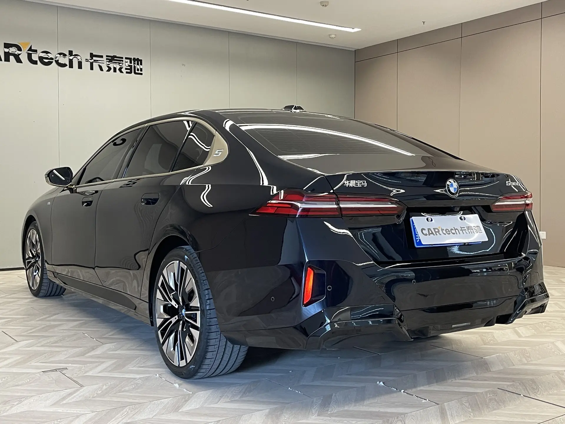 BMW 530Li, 2024 6