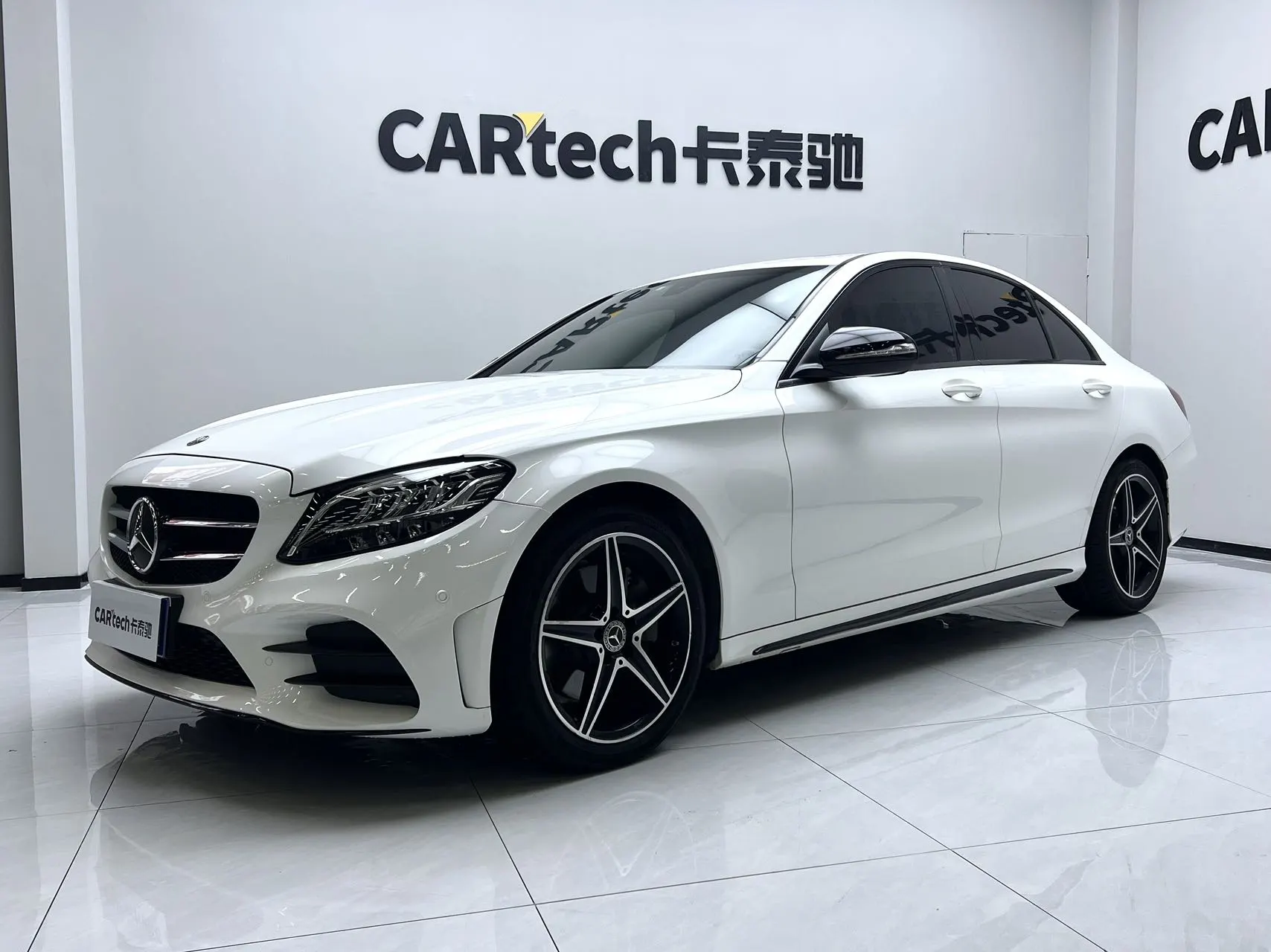 Mercedes-Benz C 260