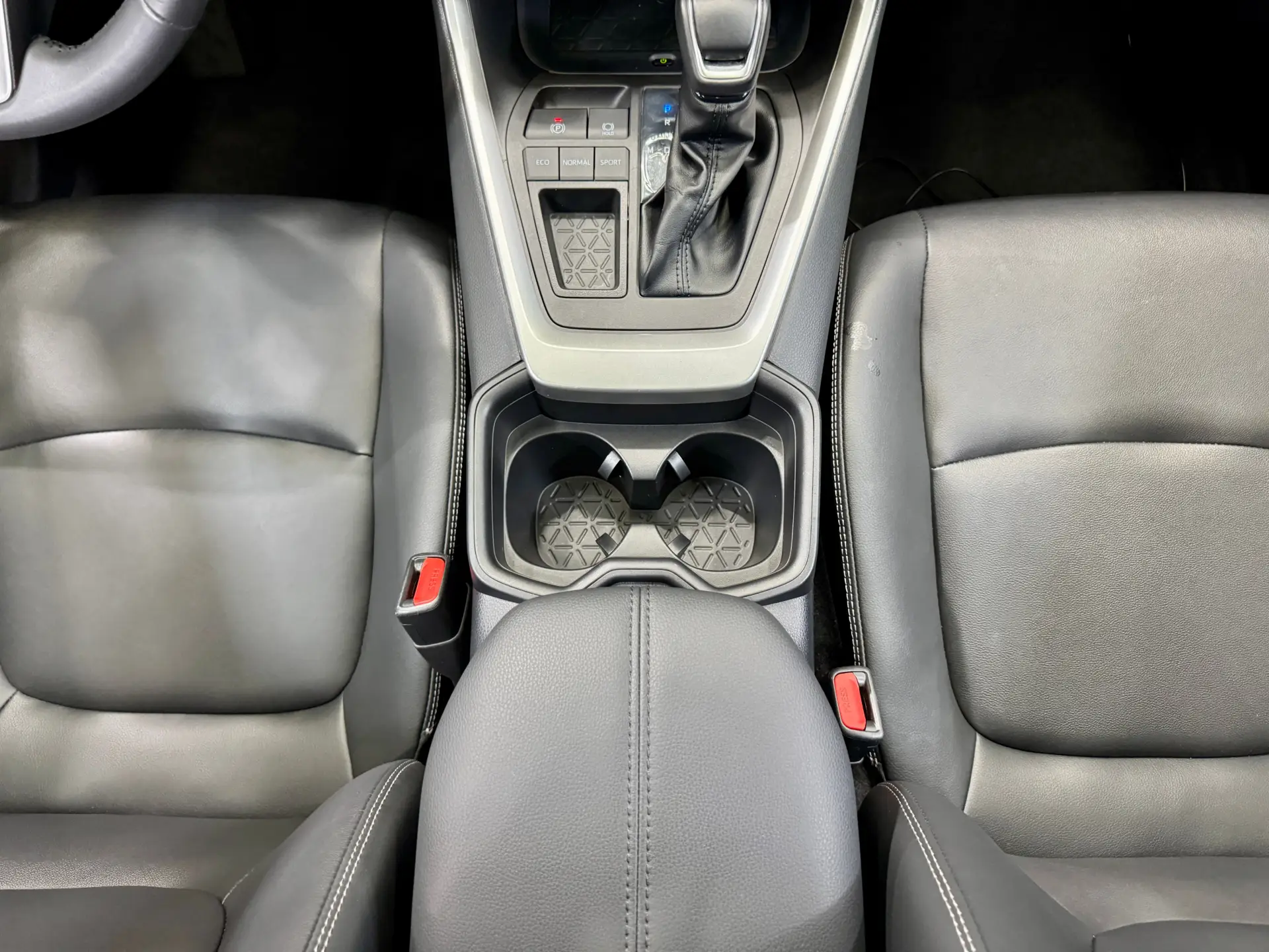 Toyota RAV4, 2024 22