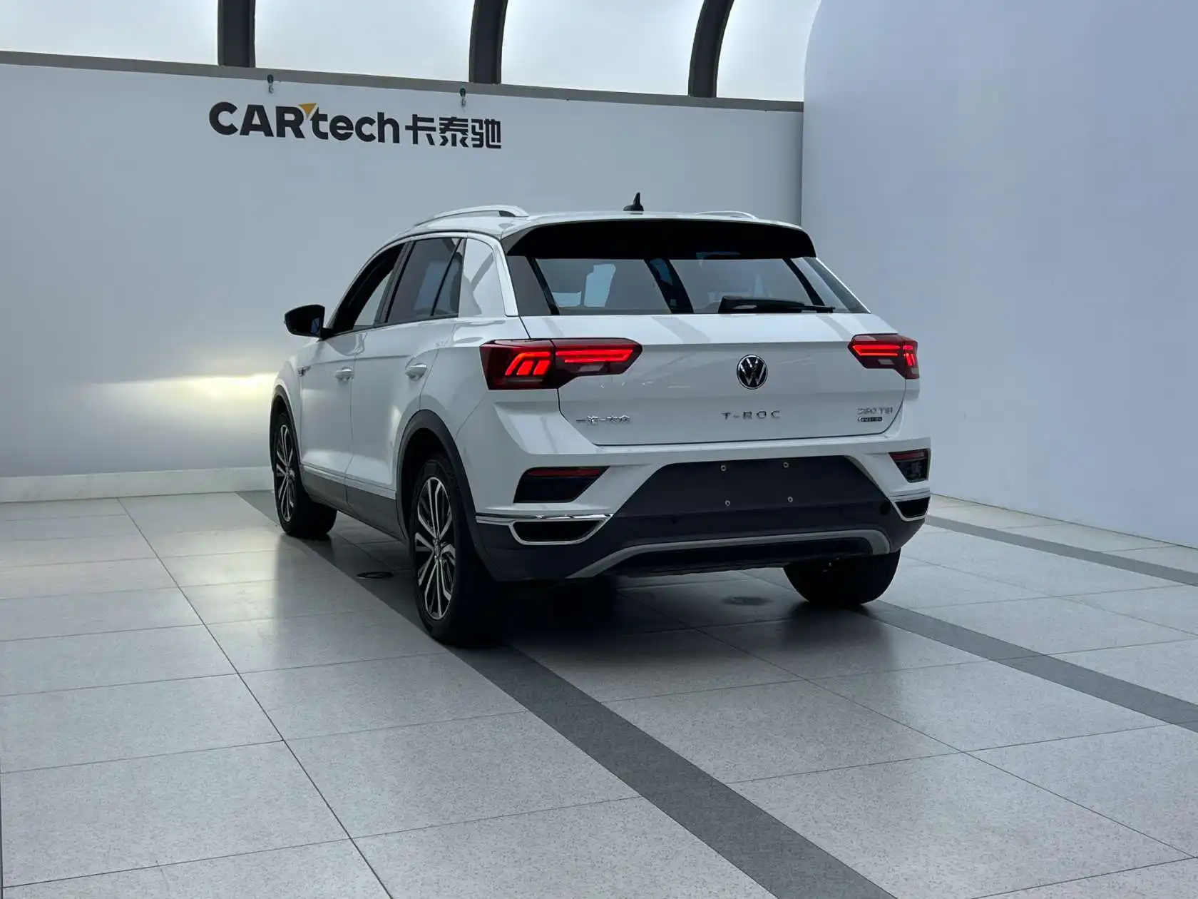 Volkswagen T-ROC, 2021 4
