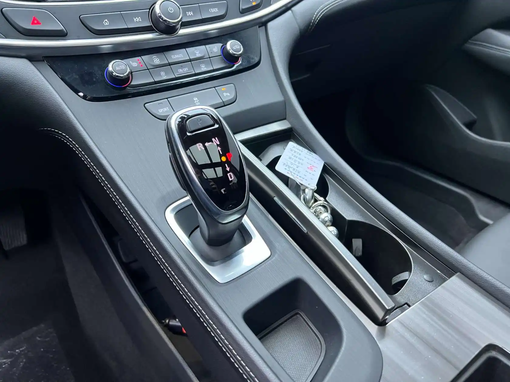 Buick LaCrosse, 2021 10