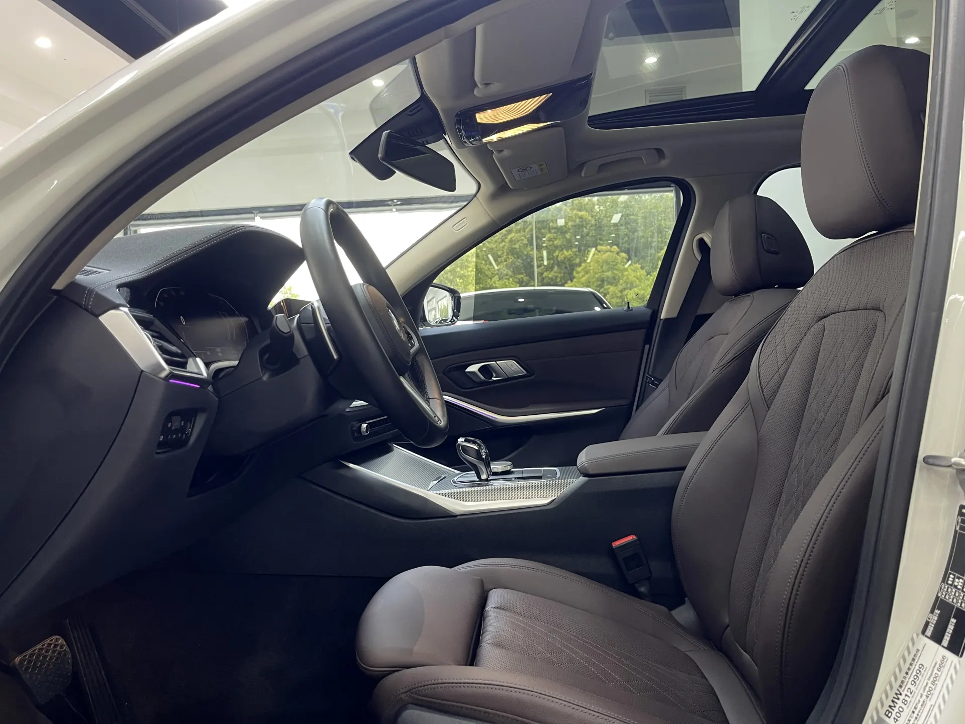 BMW 325Li, 2022 16