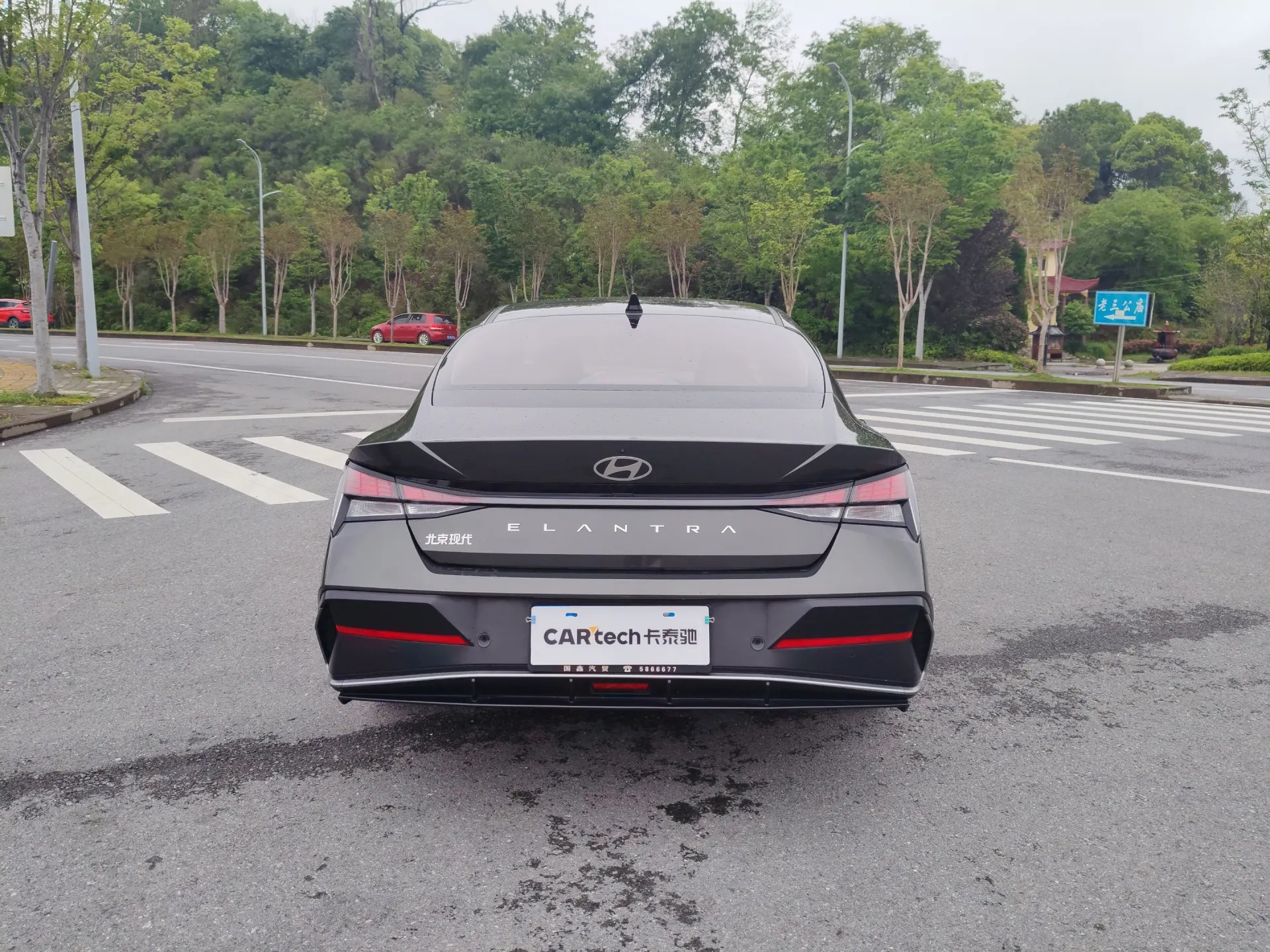 Hyundai Elantra, 2024 все фото