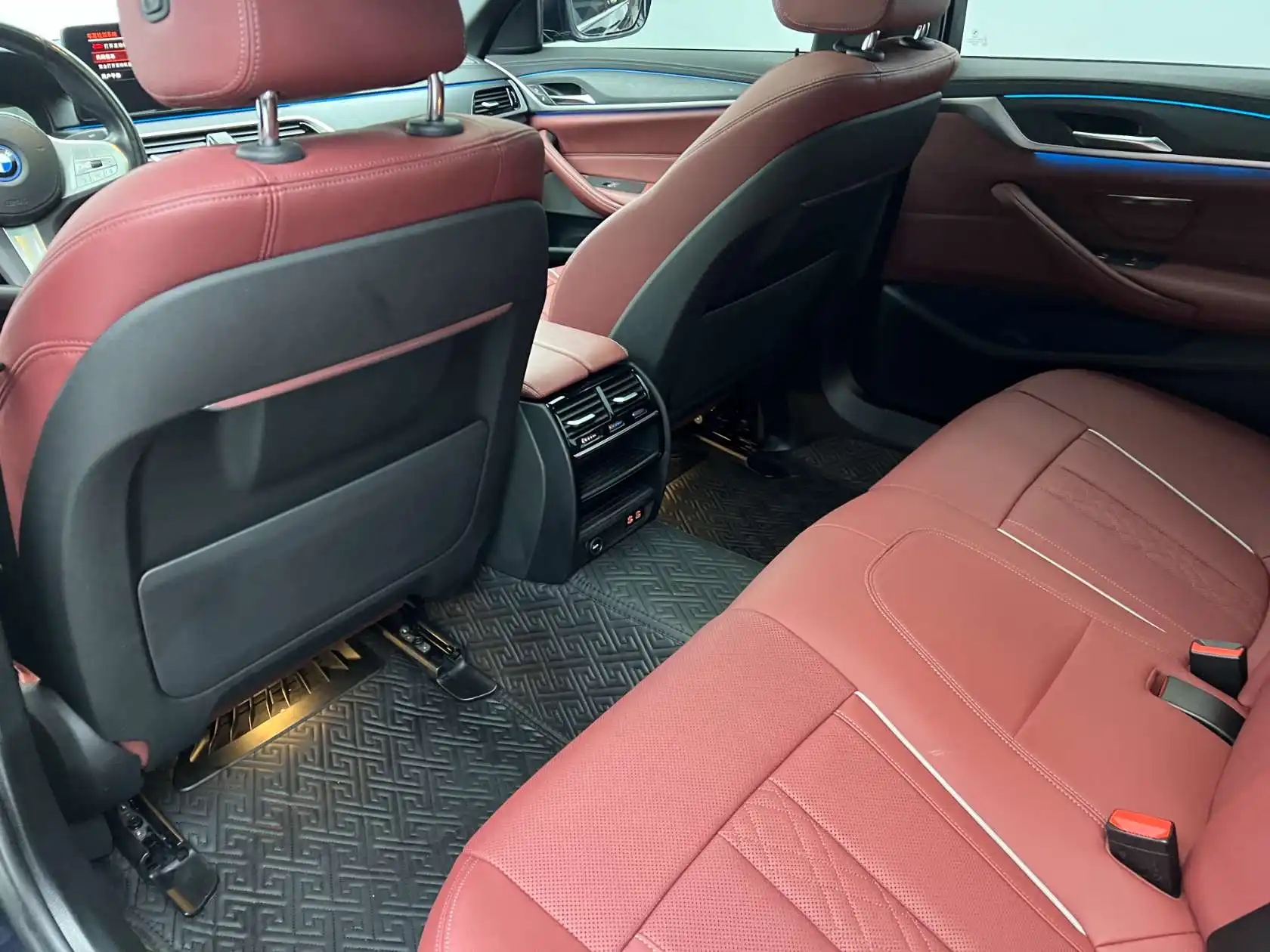 BMW 535Le, 2024 15