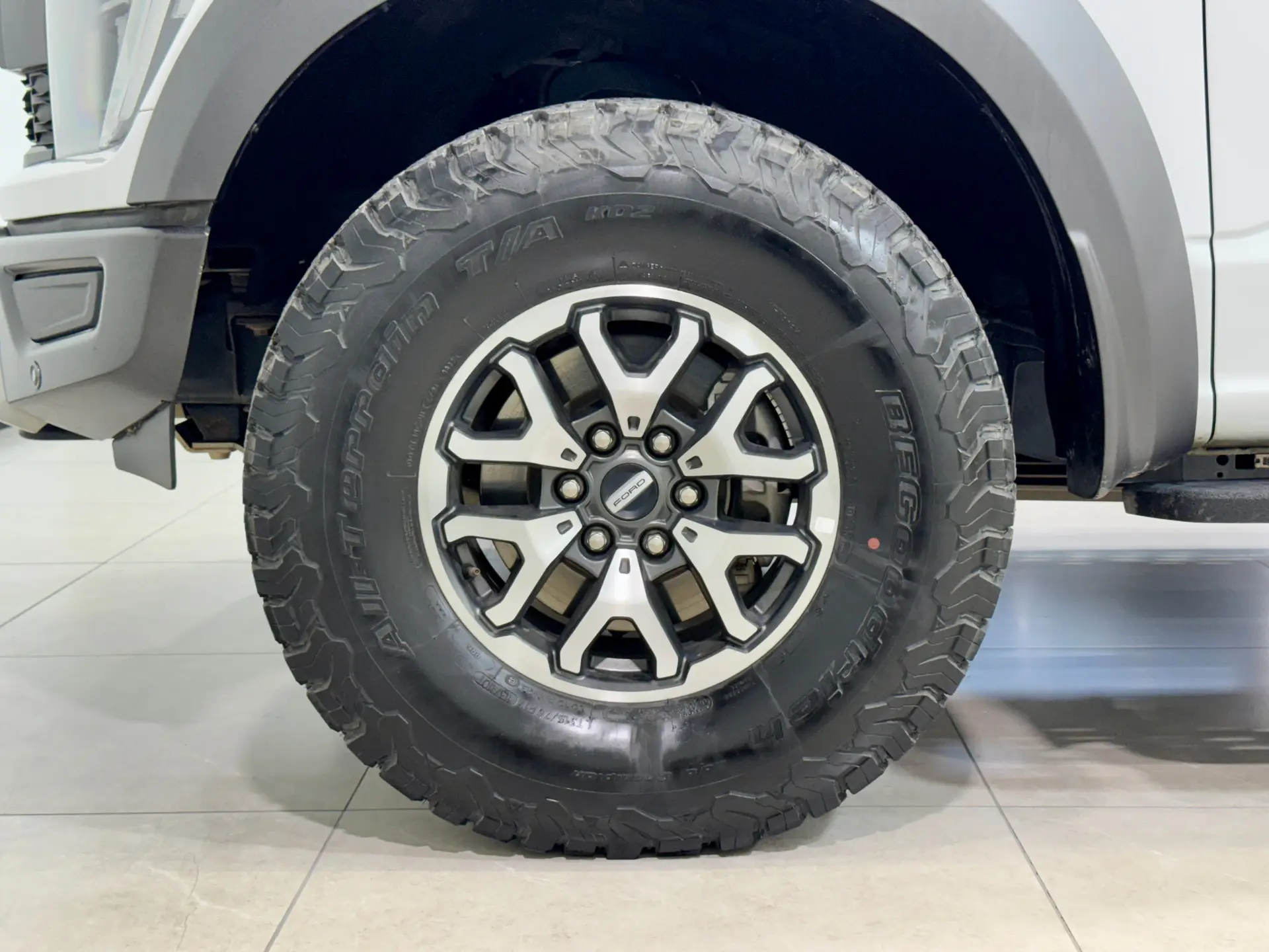Ford F-150, 2023 11