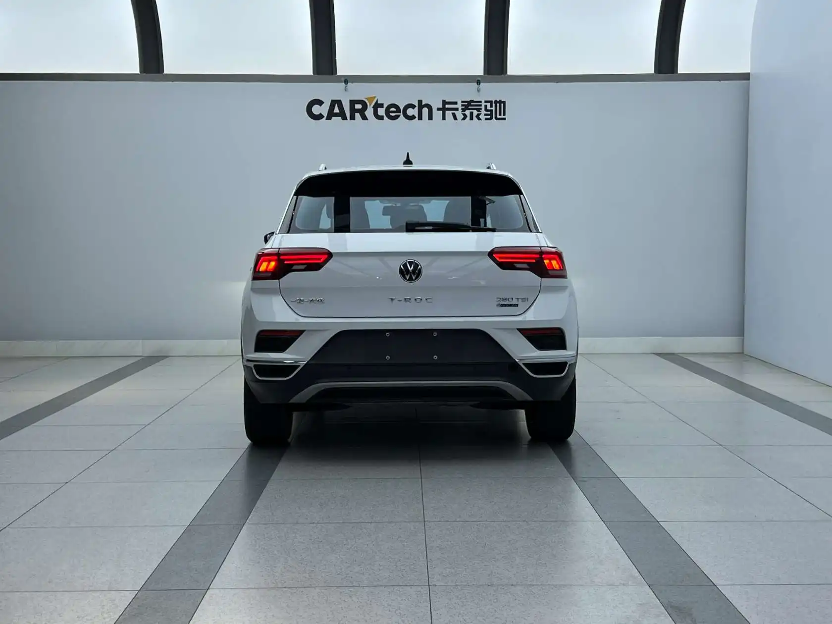 Volkswagen T-ROC, 2021 3