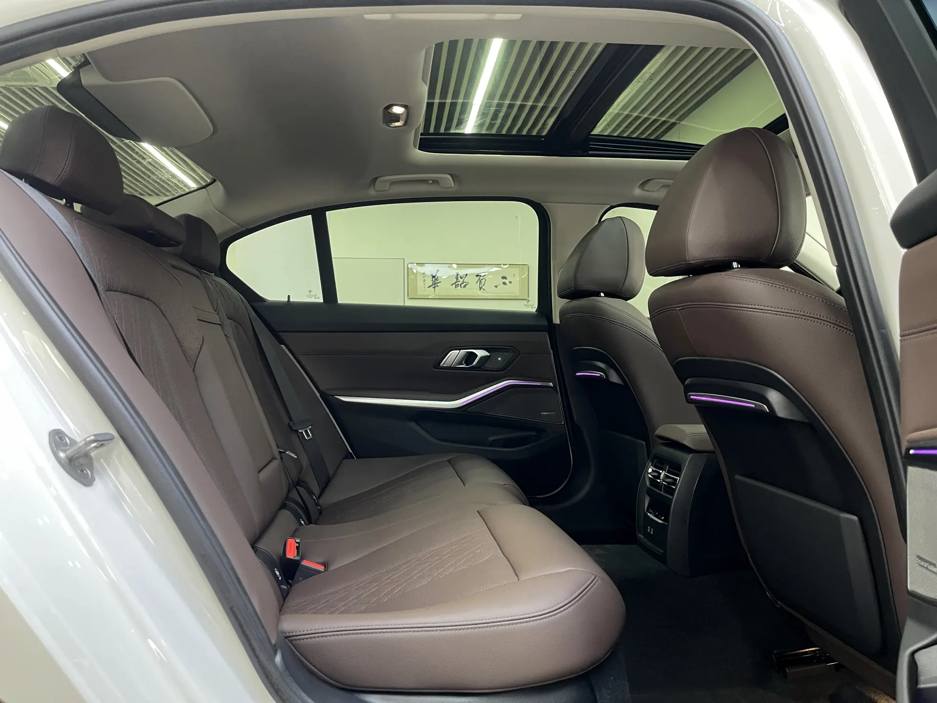 BMW 325Li, 2022 26