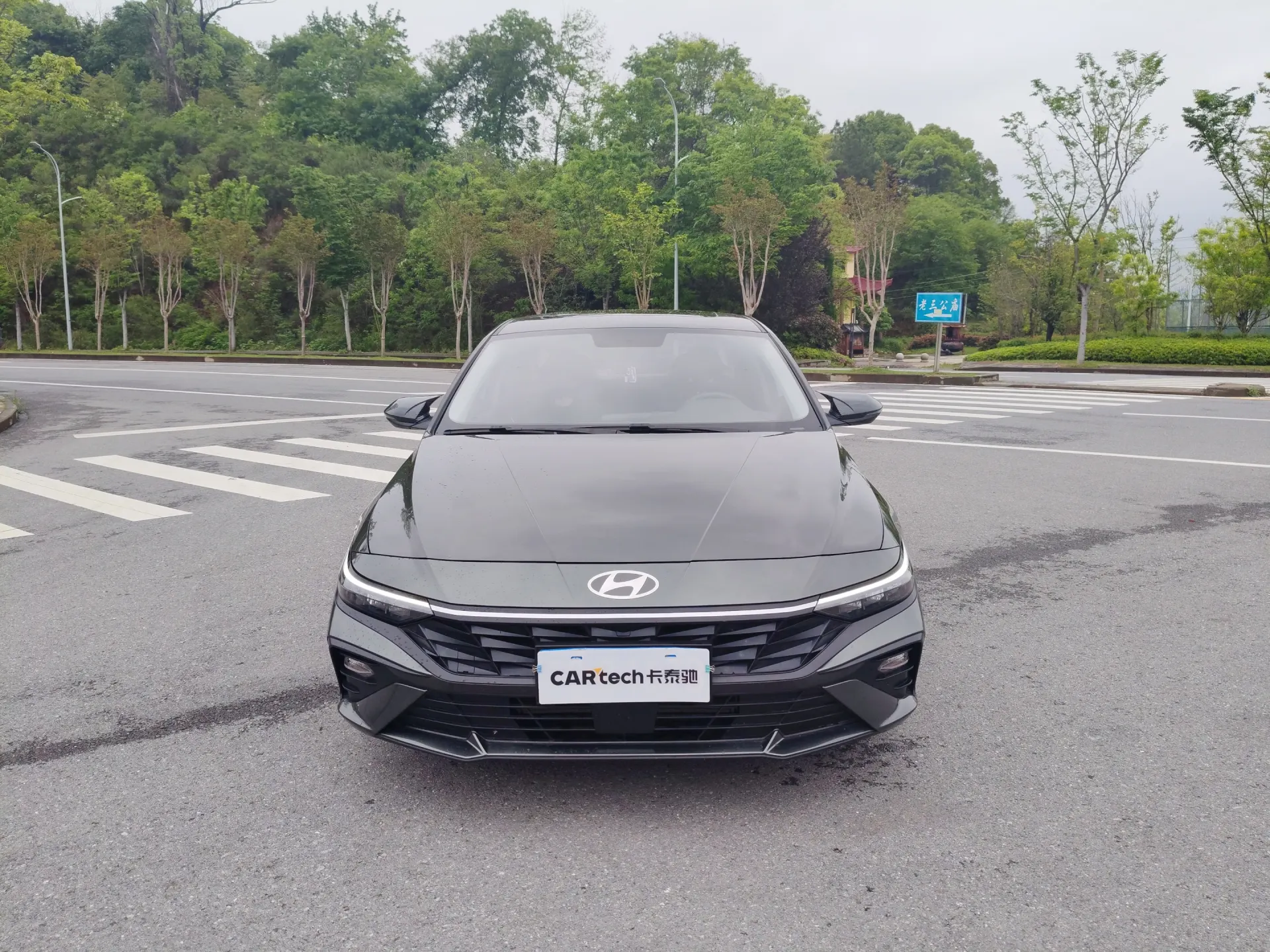 Hyundai Elantra, 2024 3