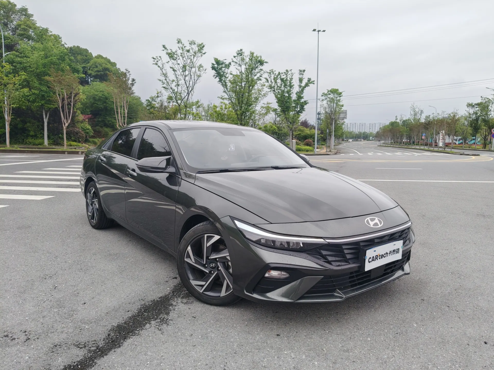 Hyundai Elantra, 2024 2