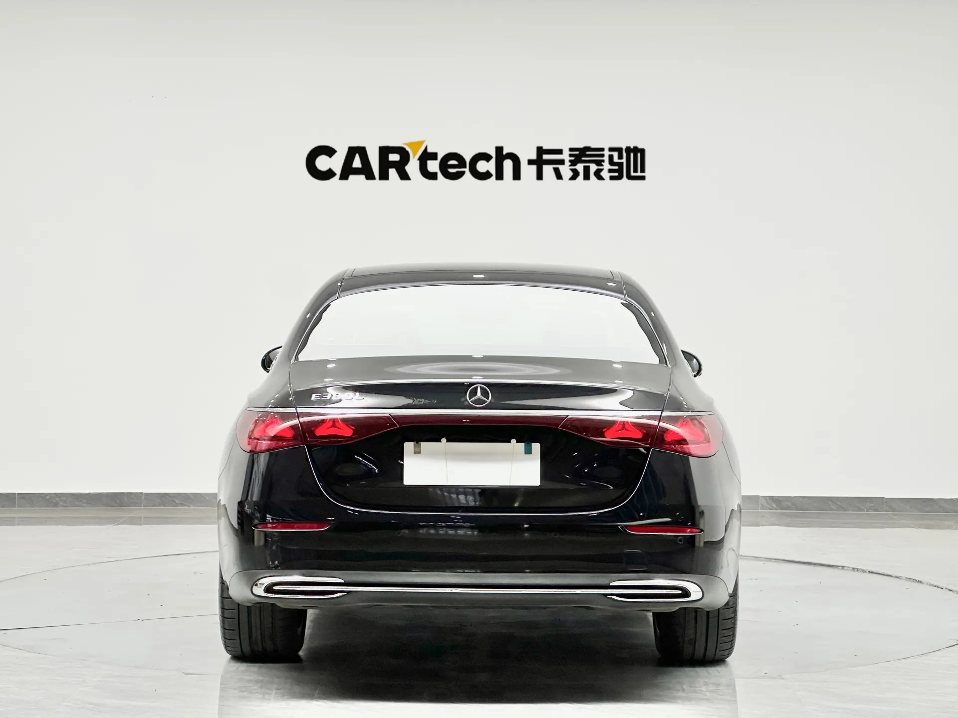 Mercedes-Benz E 300 L, 2025 7