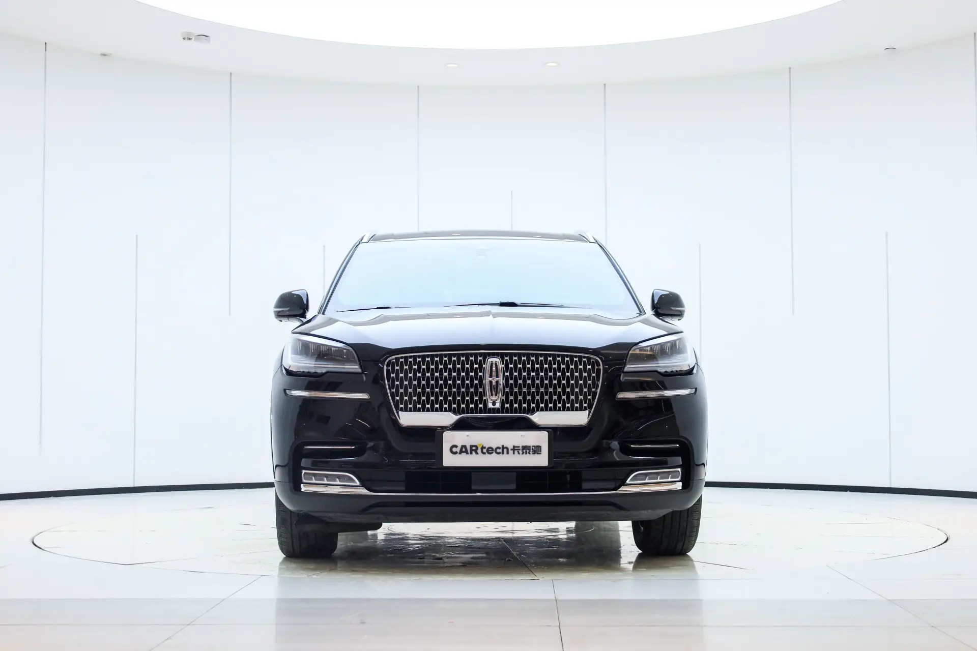 Lincoln Aviator, 2024 2