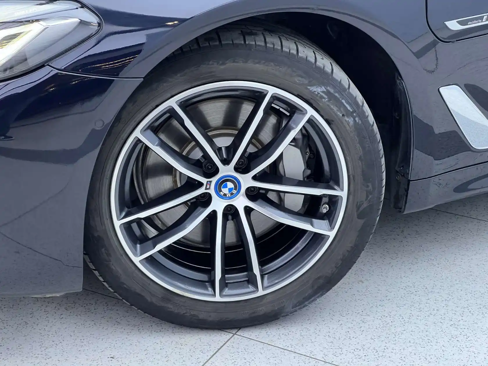 BMW 535Le, 2024 7