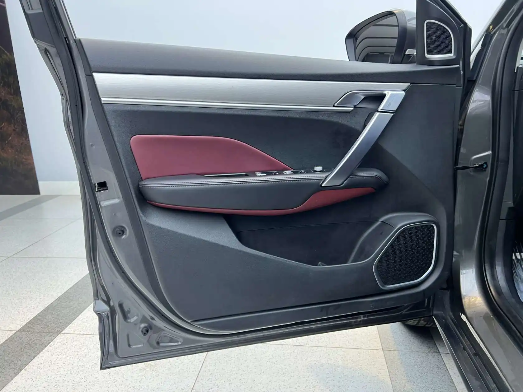 Geely Coolray, 2023 12