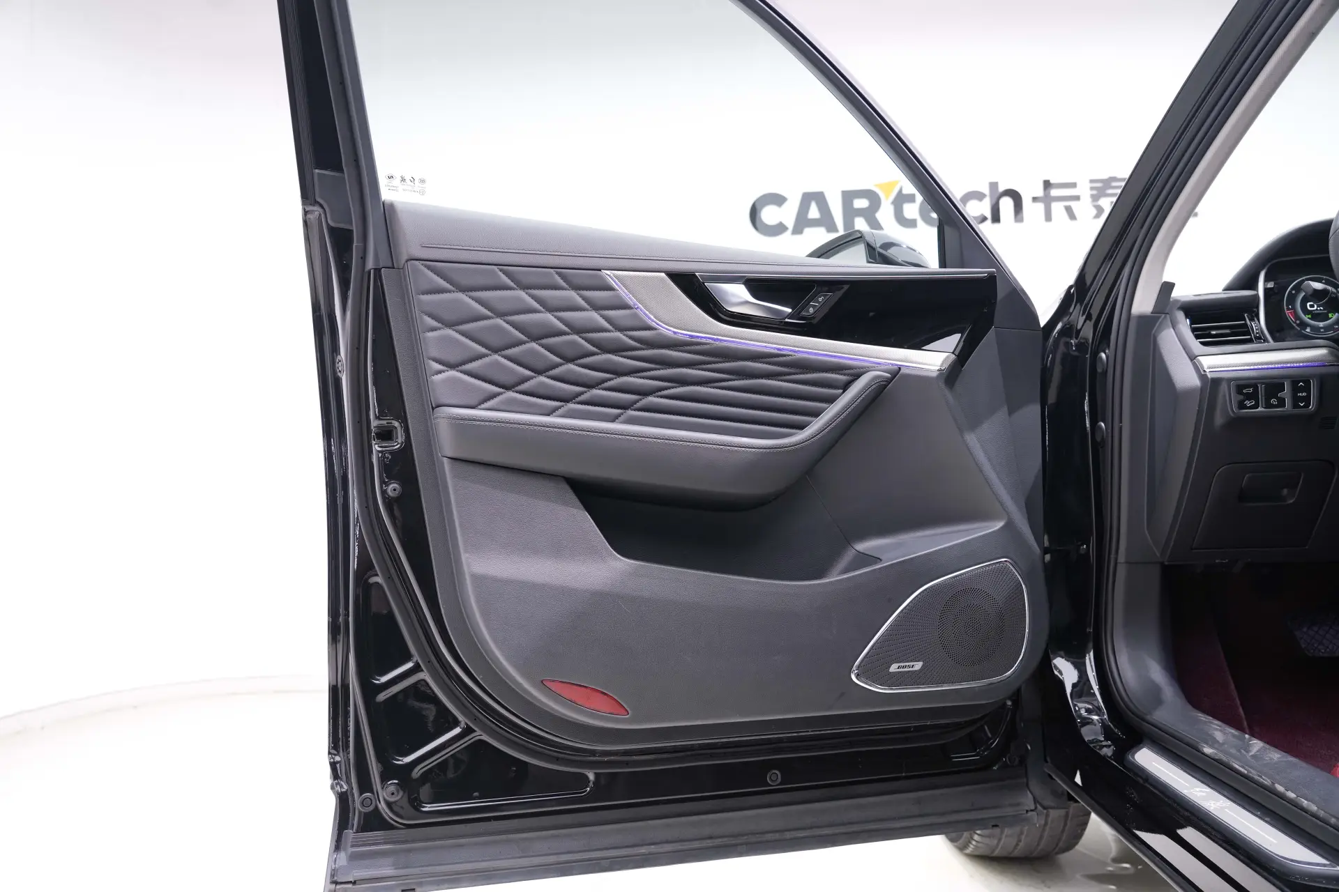 Hongqi HS5, 2023 18