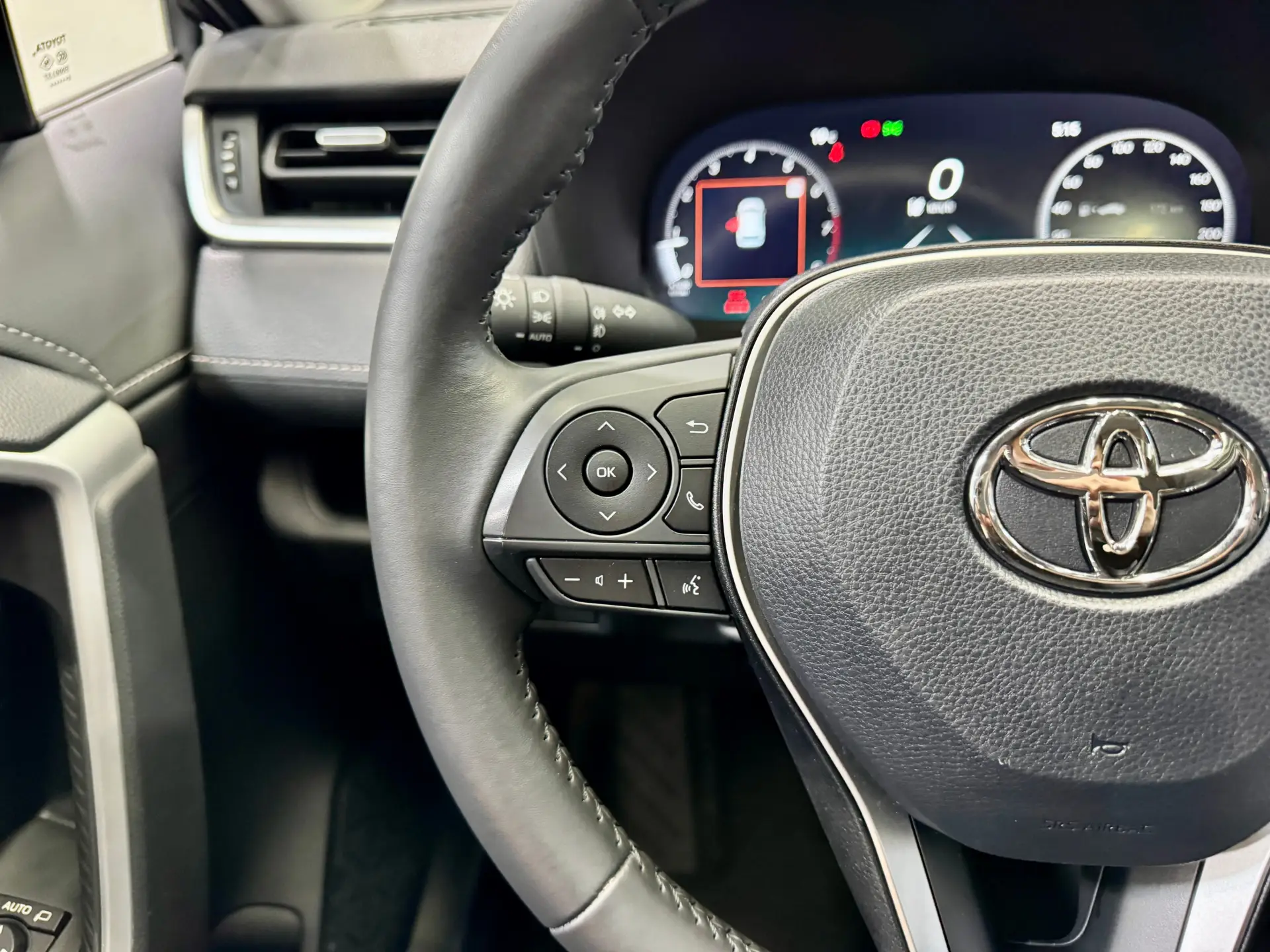 Toyota RAV4, 2024 19