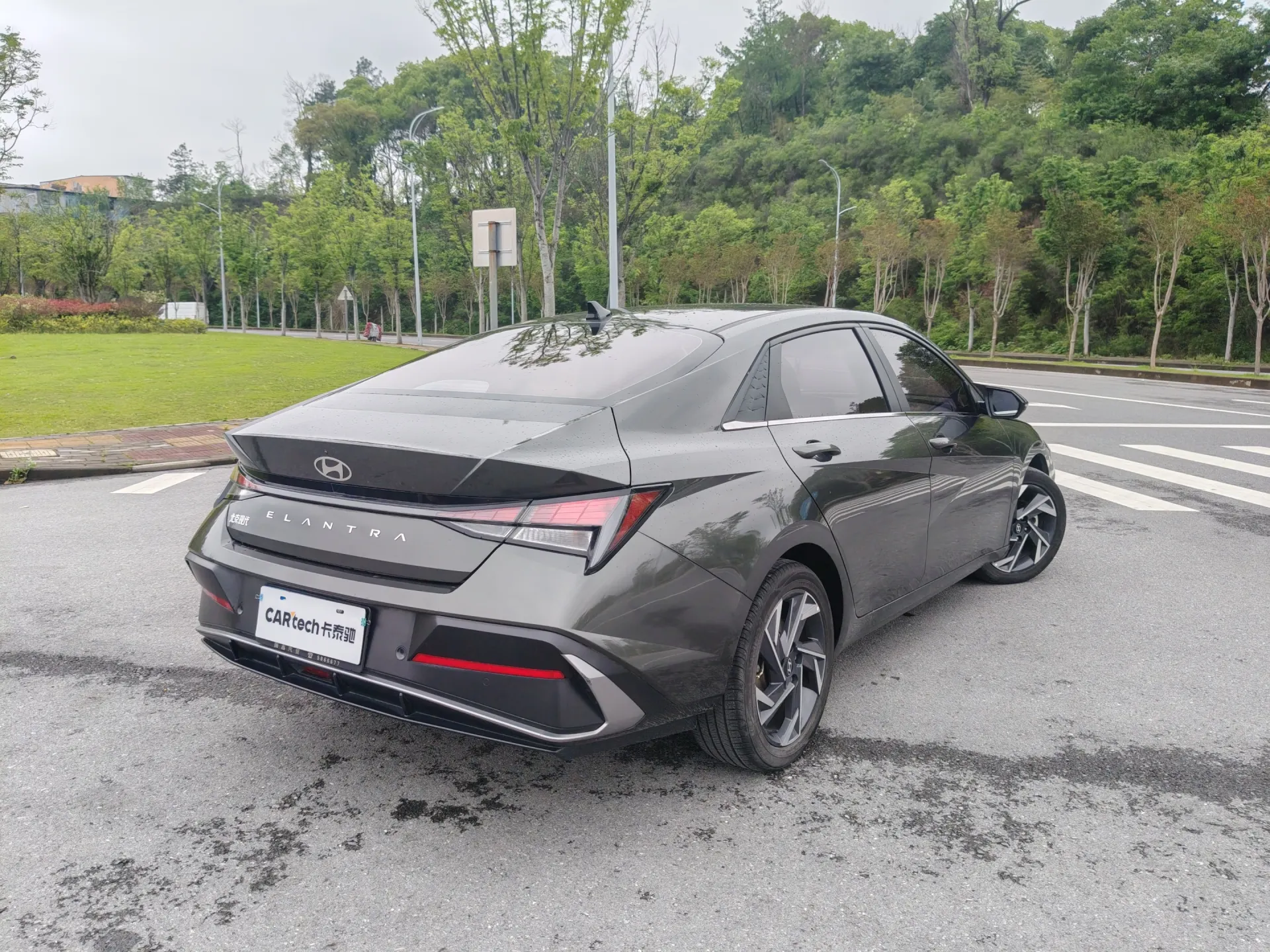 Hyundai Elantra, 2024 4