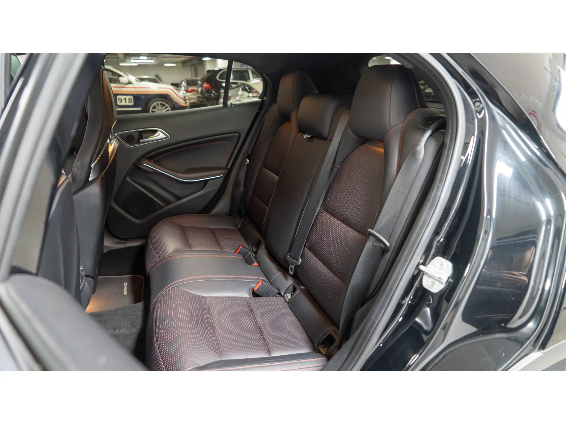 Mercedes-Benz GLA 45 4MATIC, 2016 14