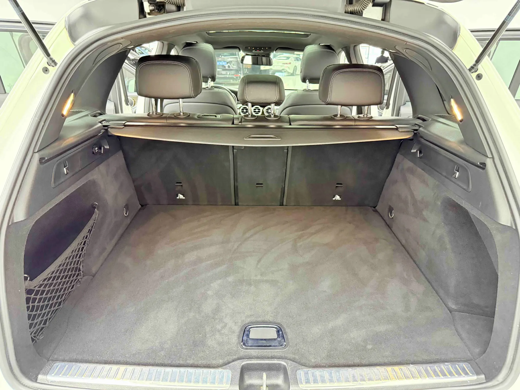 Mercedes-Benz GLC 260 4MATIC, 2016 13