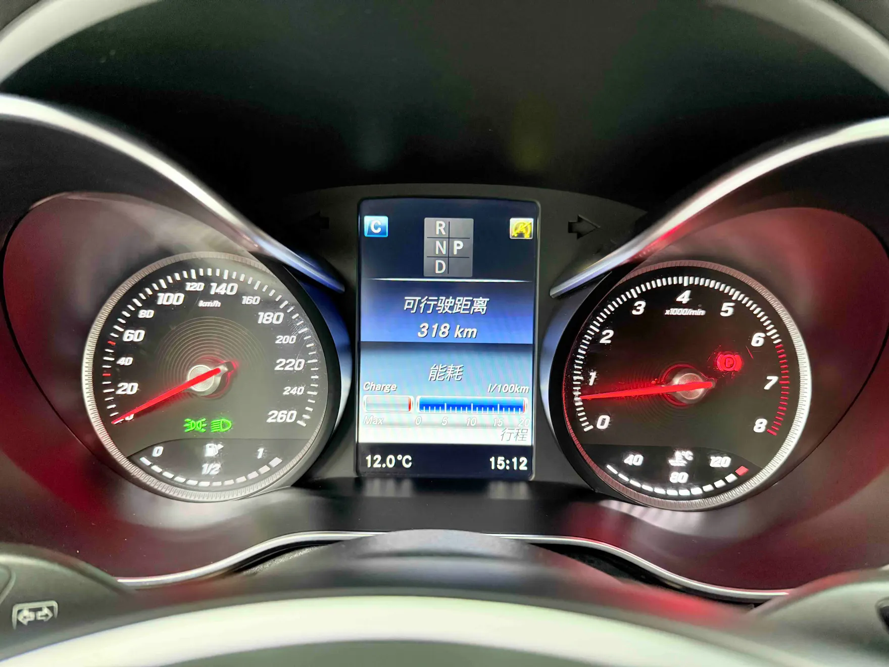 Mercedes-Benz GLC 260 4MATIC, 2016 9