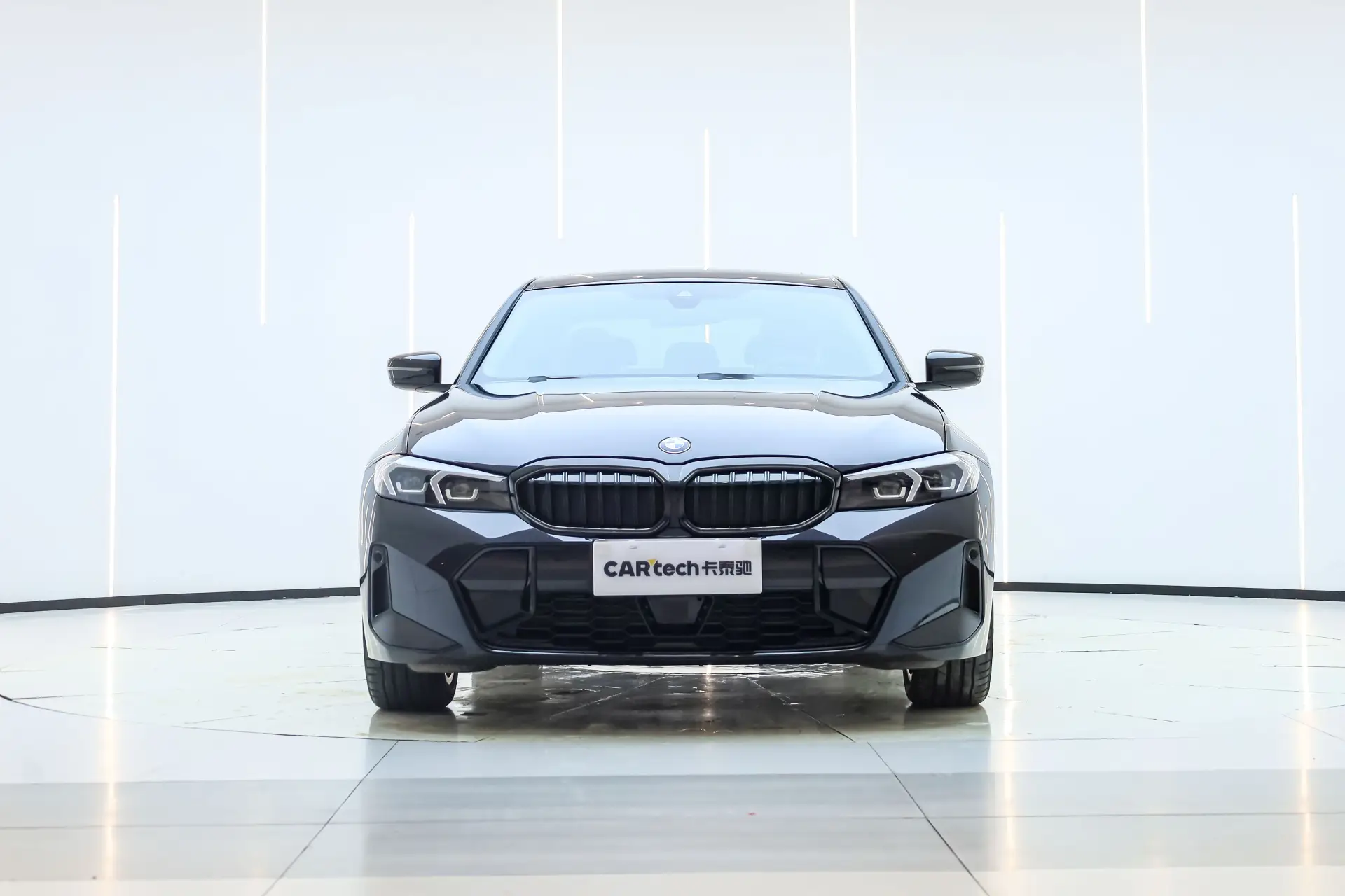 BMW 330Li, 2025 3
