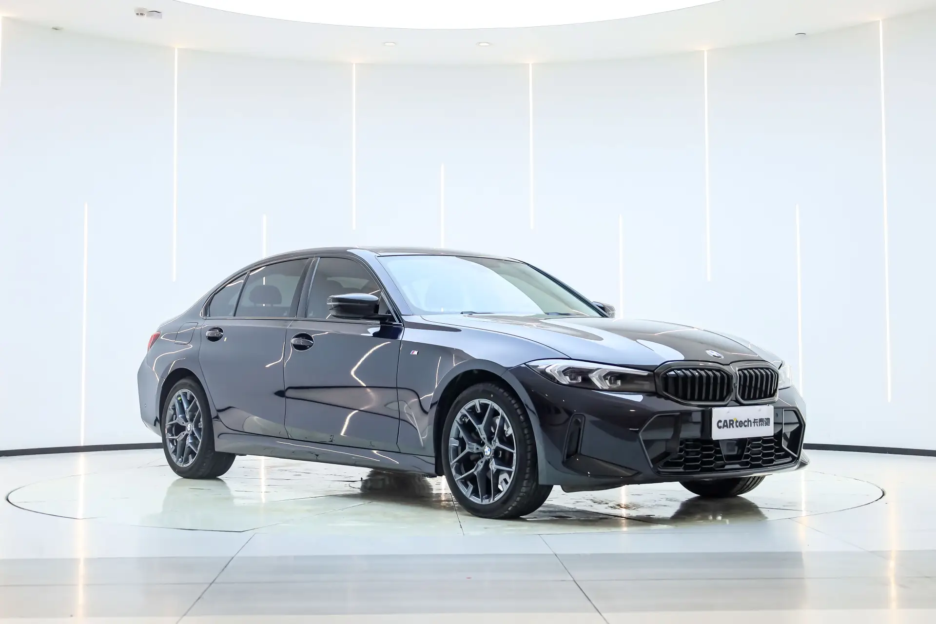 BMW 330Li, 2025 2